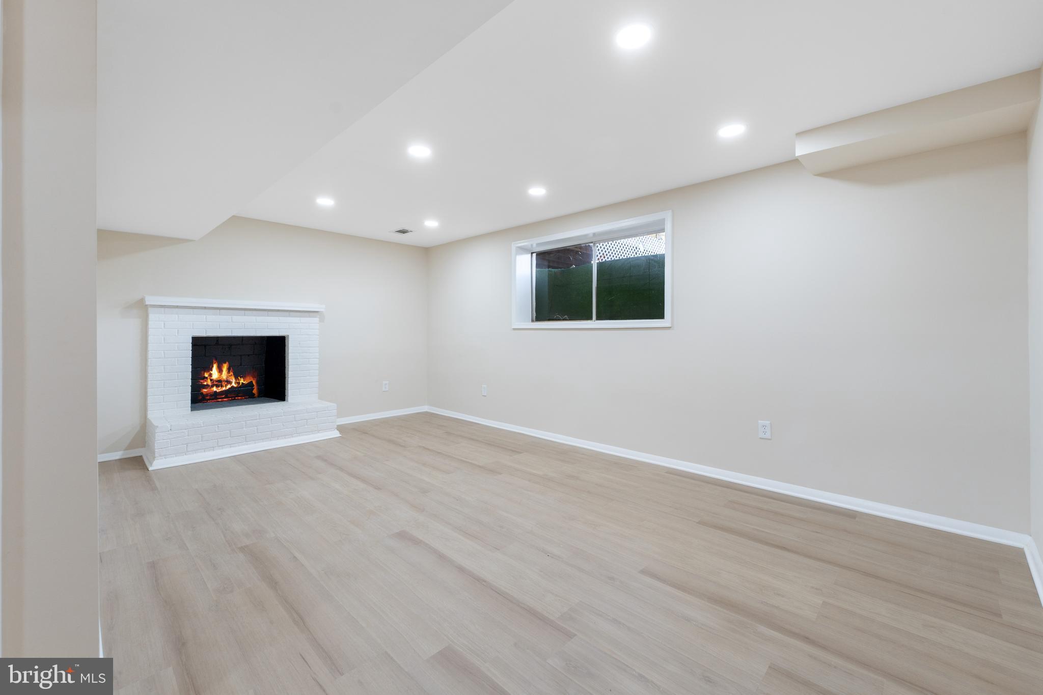 SEABROOK ESTATES - Residential