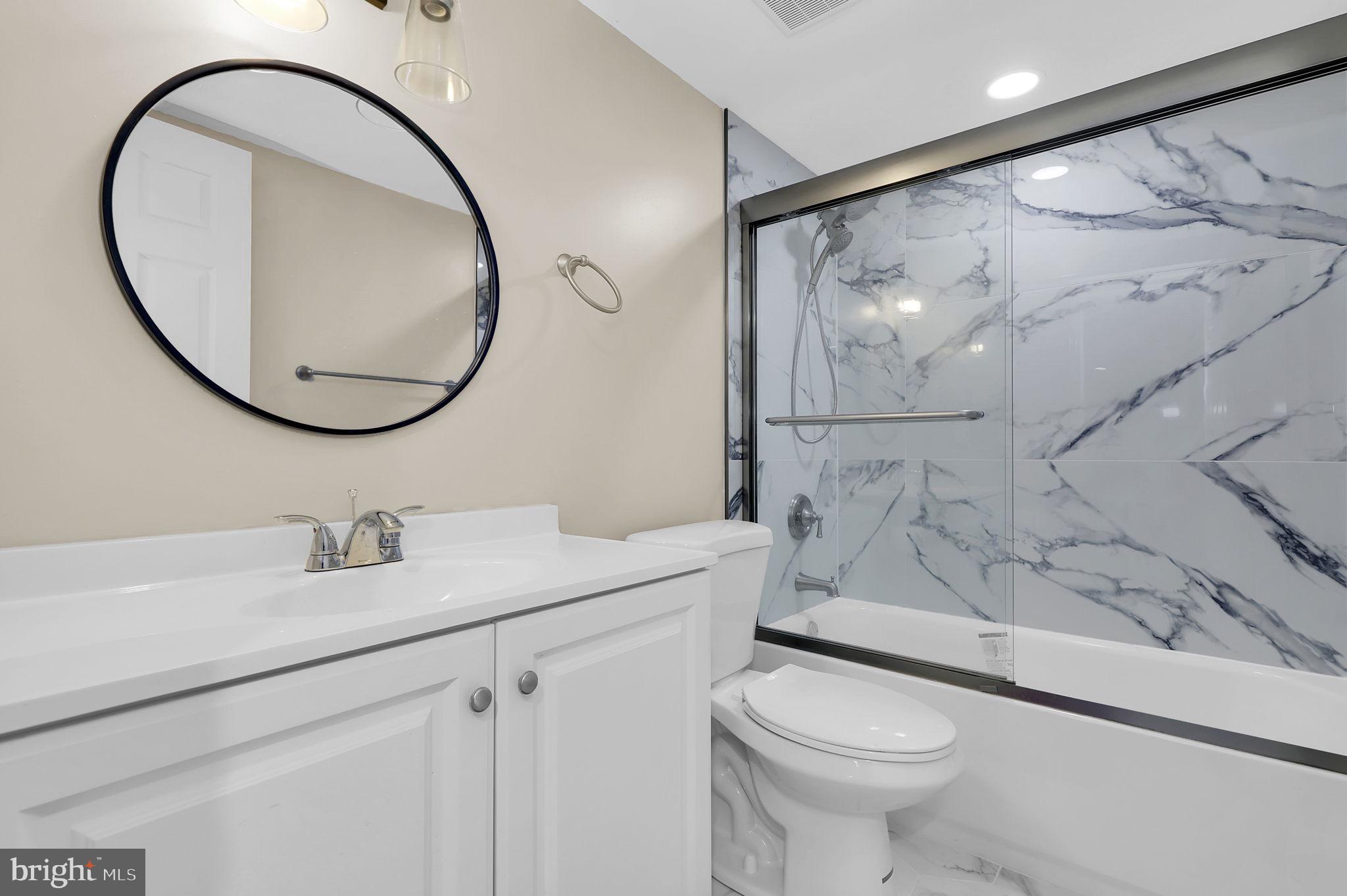 WALNUT HILL - Residential