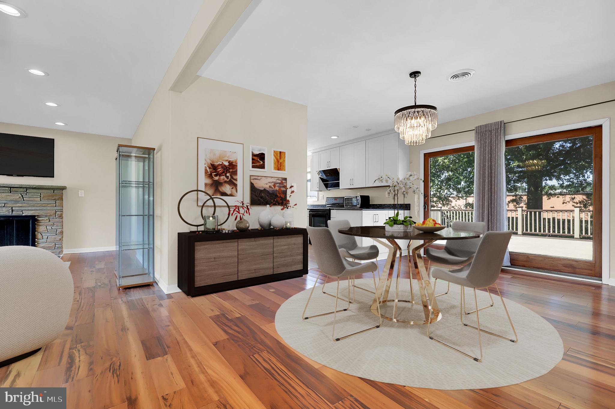 WALNUT HILL - Residential