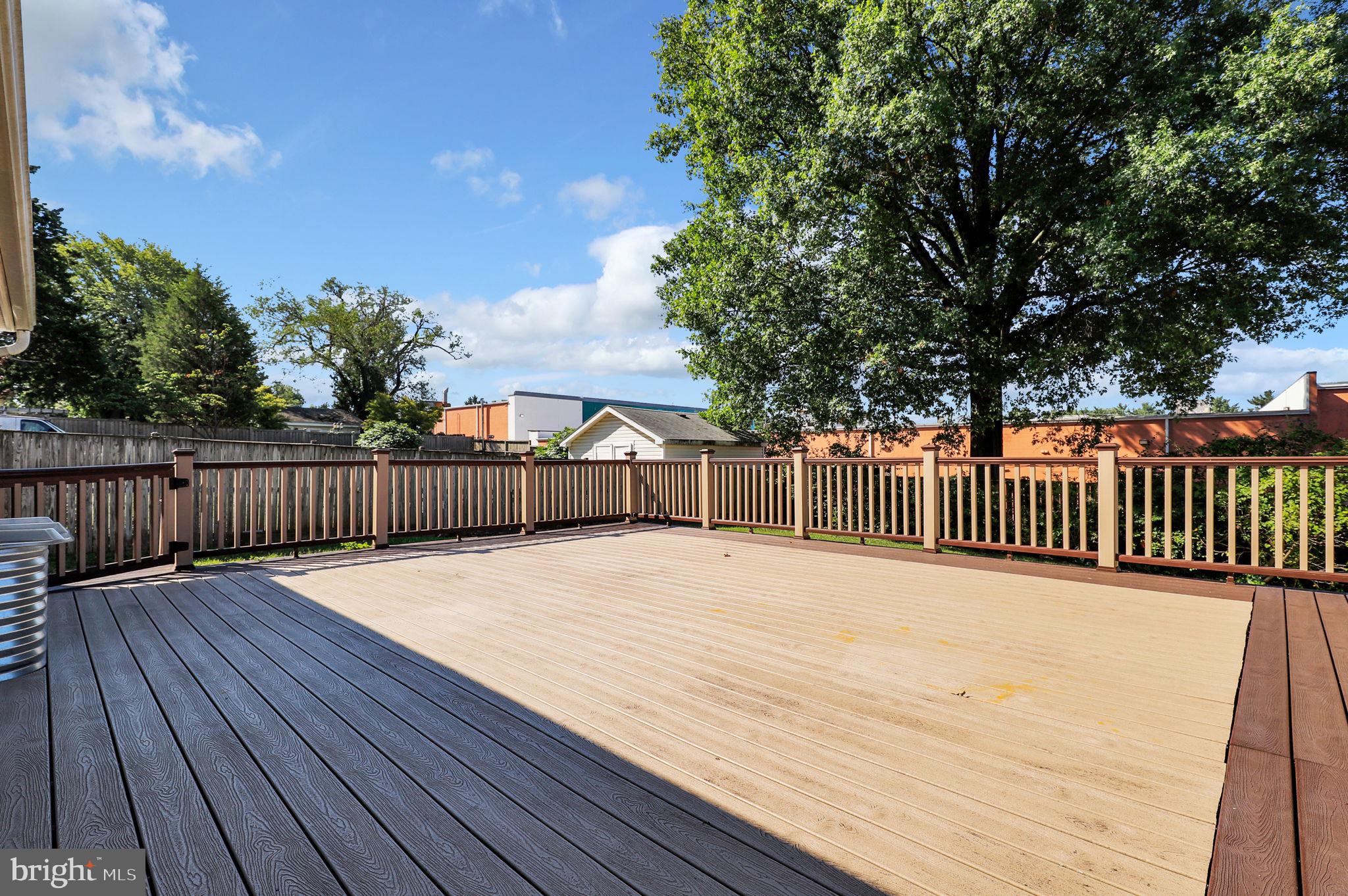 WALNUT HILL - Residential