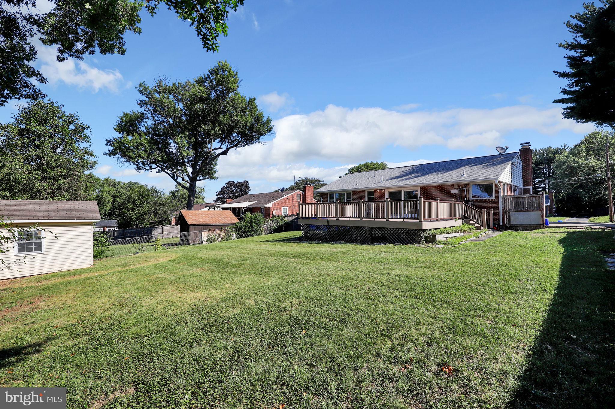 WALNUT HILL - Residential