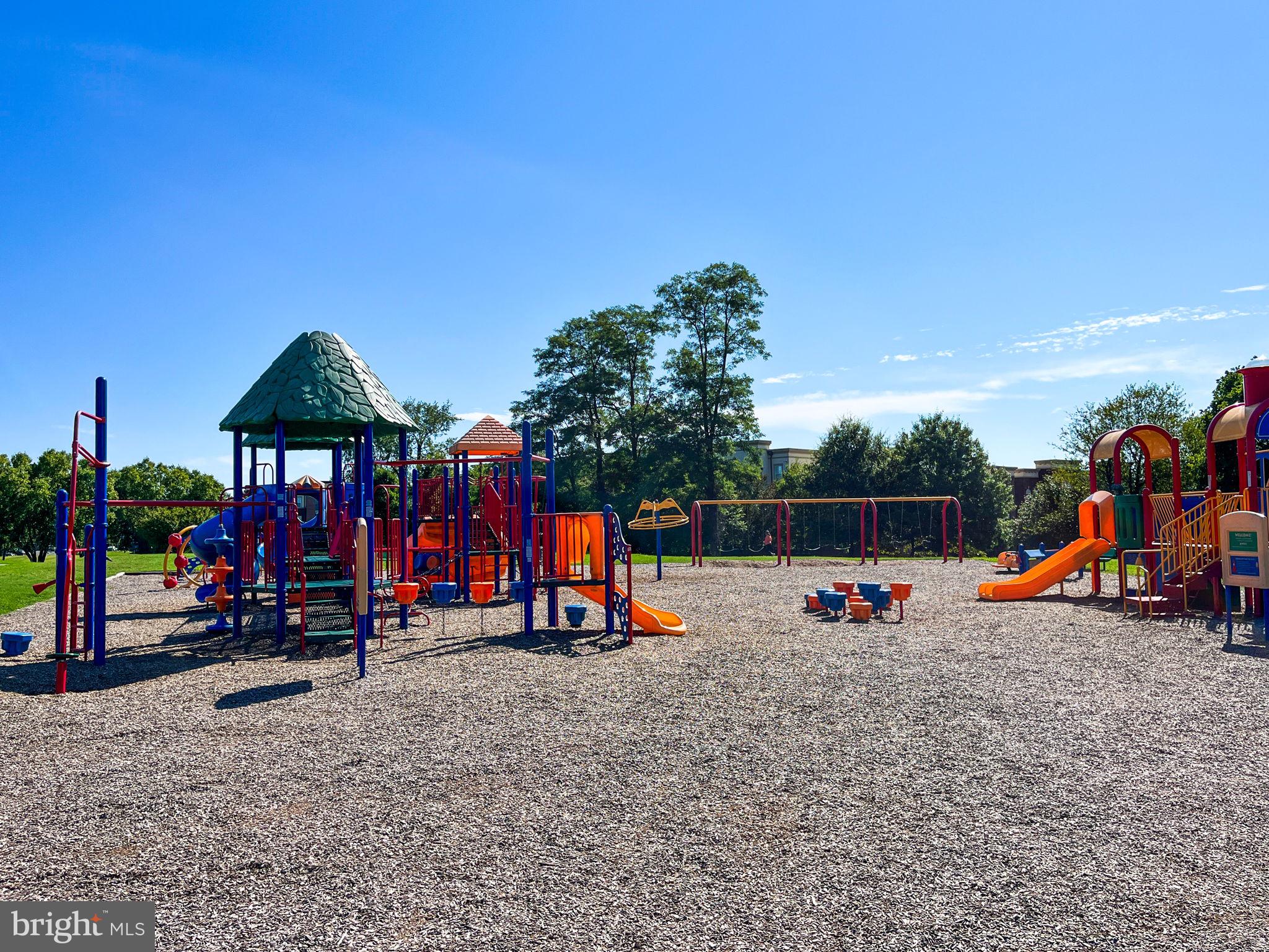 WALNUT HILL - Residential