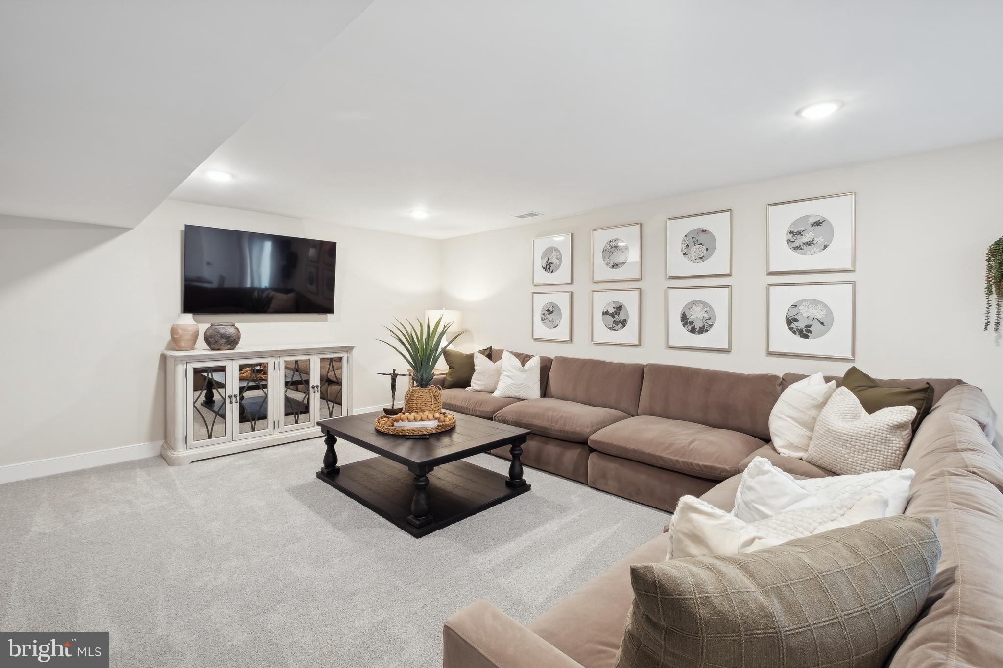 ROCKY RUN - Residential