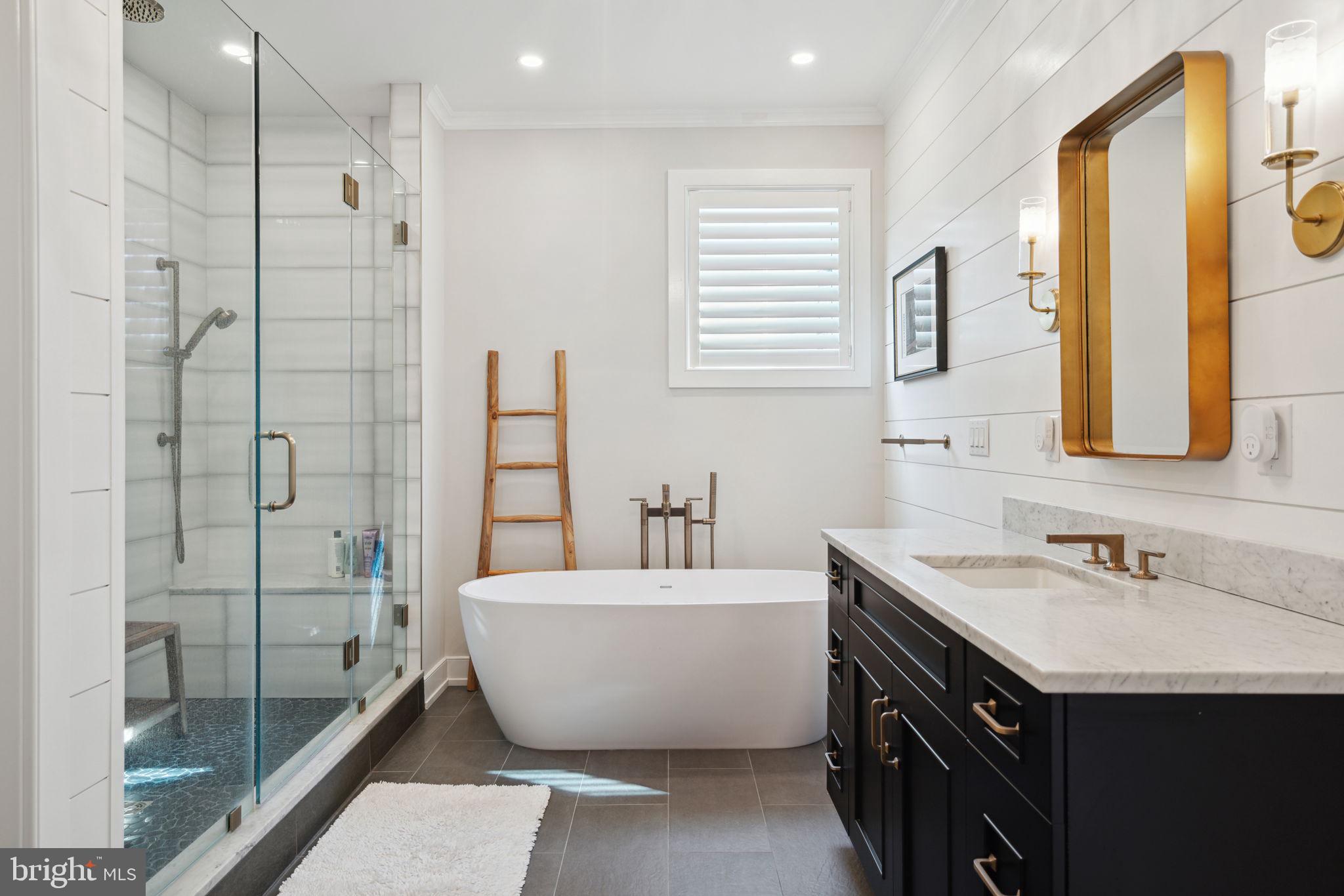 RABBIT RUN CREEK - Residential