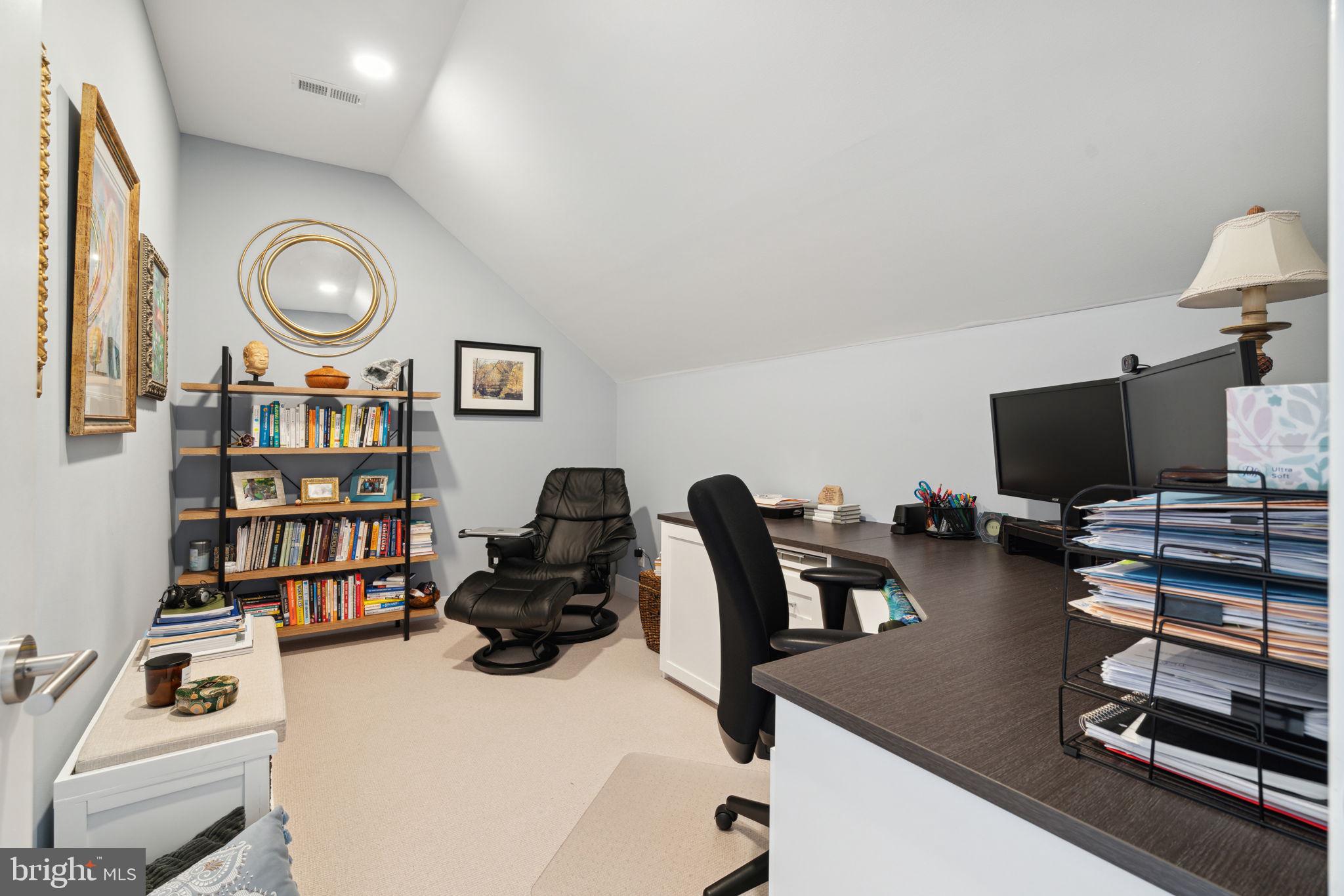 RABBIT RUN CREEK - Residential