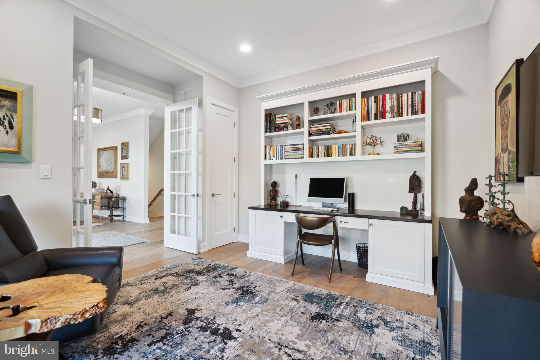 RABBIT RUN CREEK - Residential