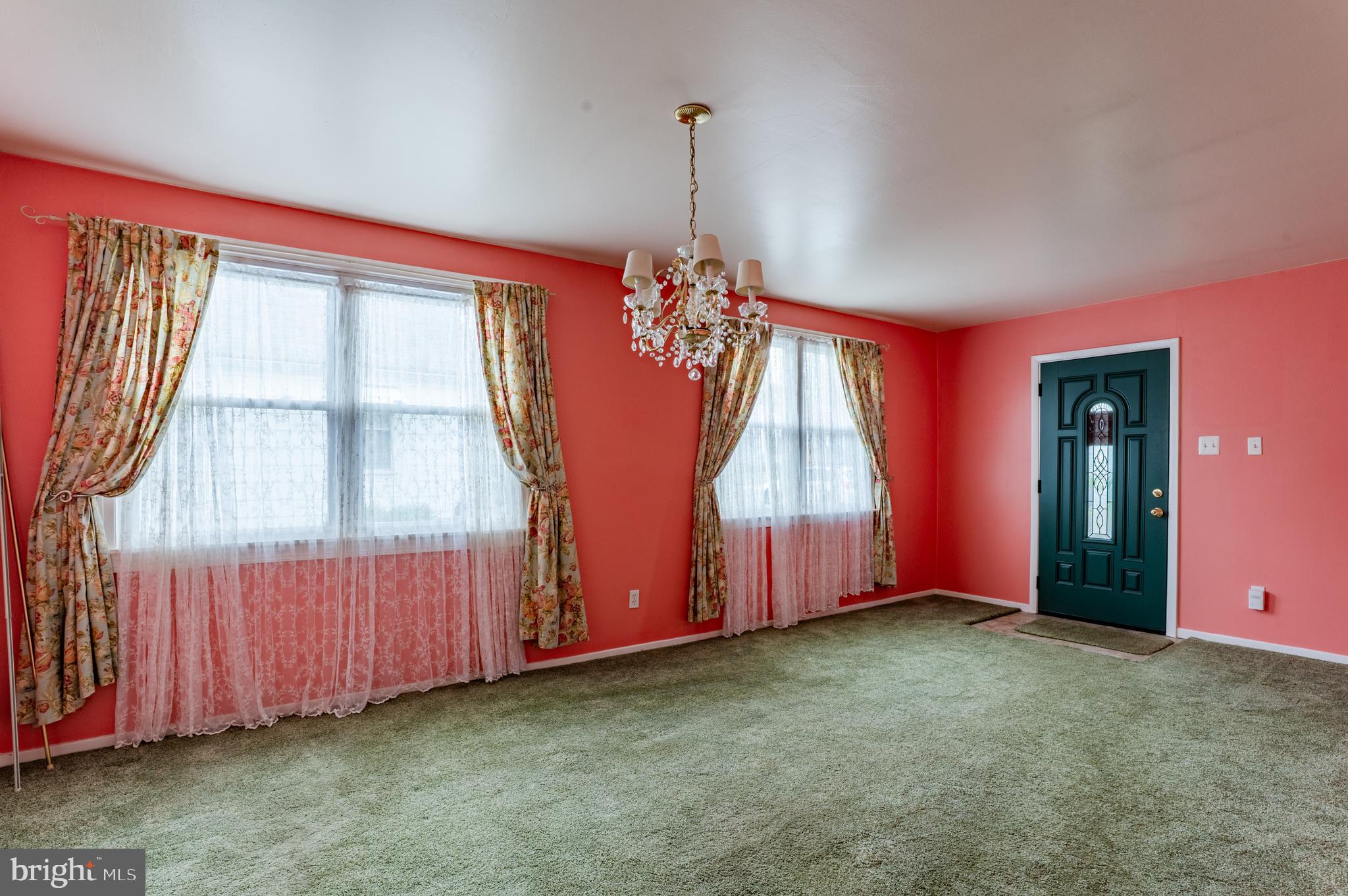 ROSLYN - Residential