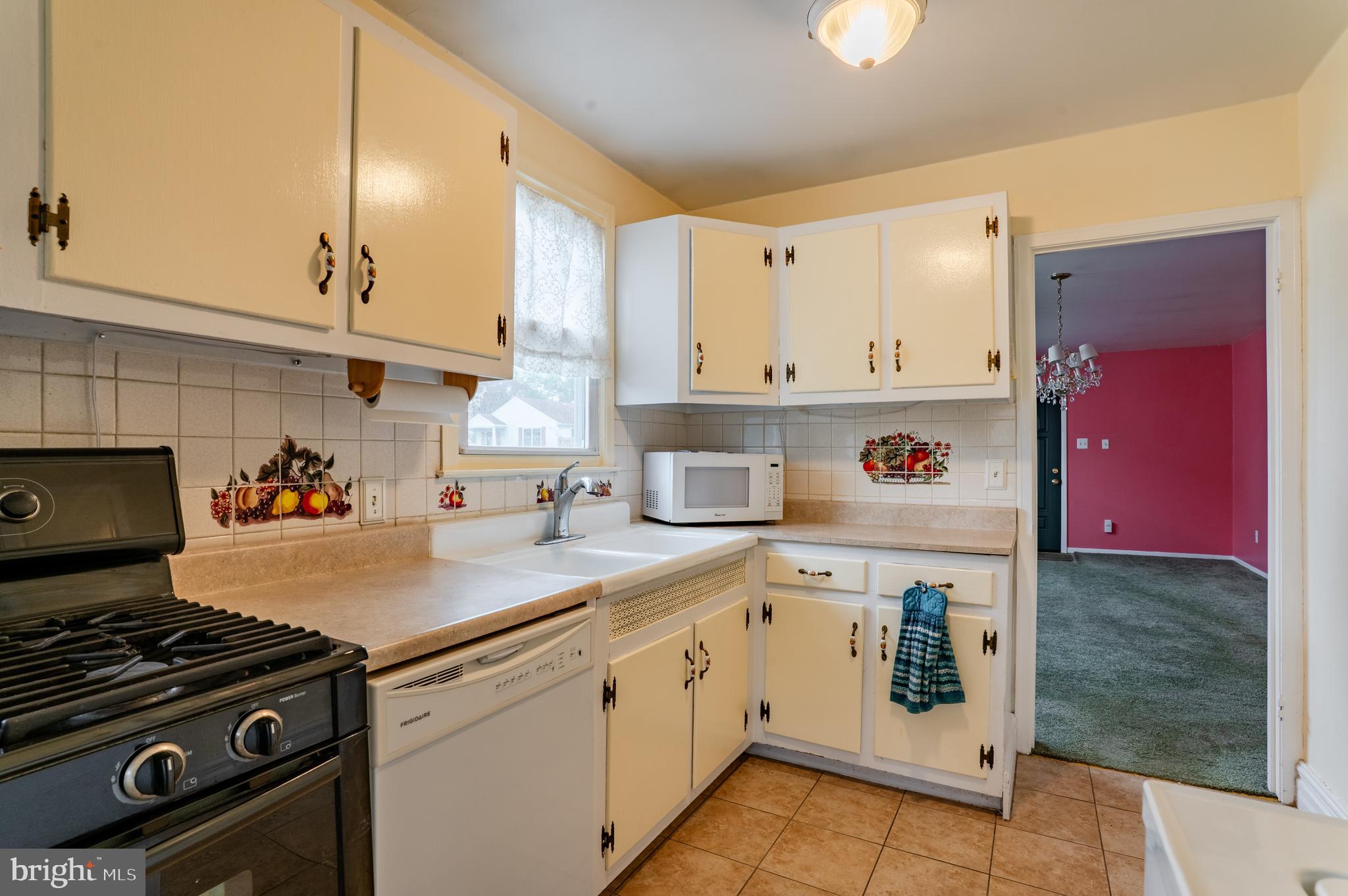 ROSLYN - Residential