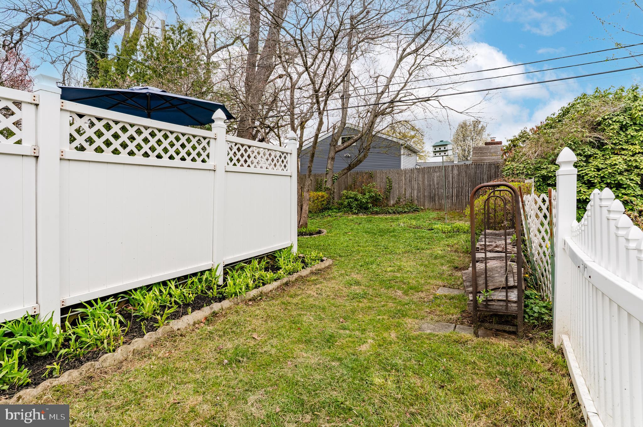 ROSLYN - Residential