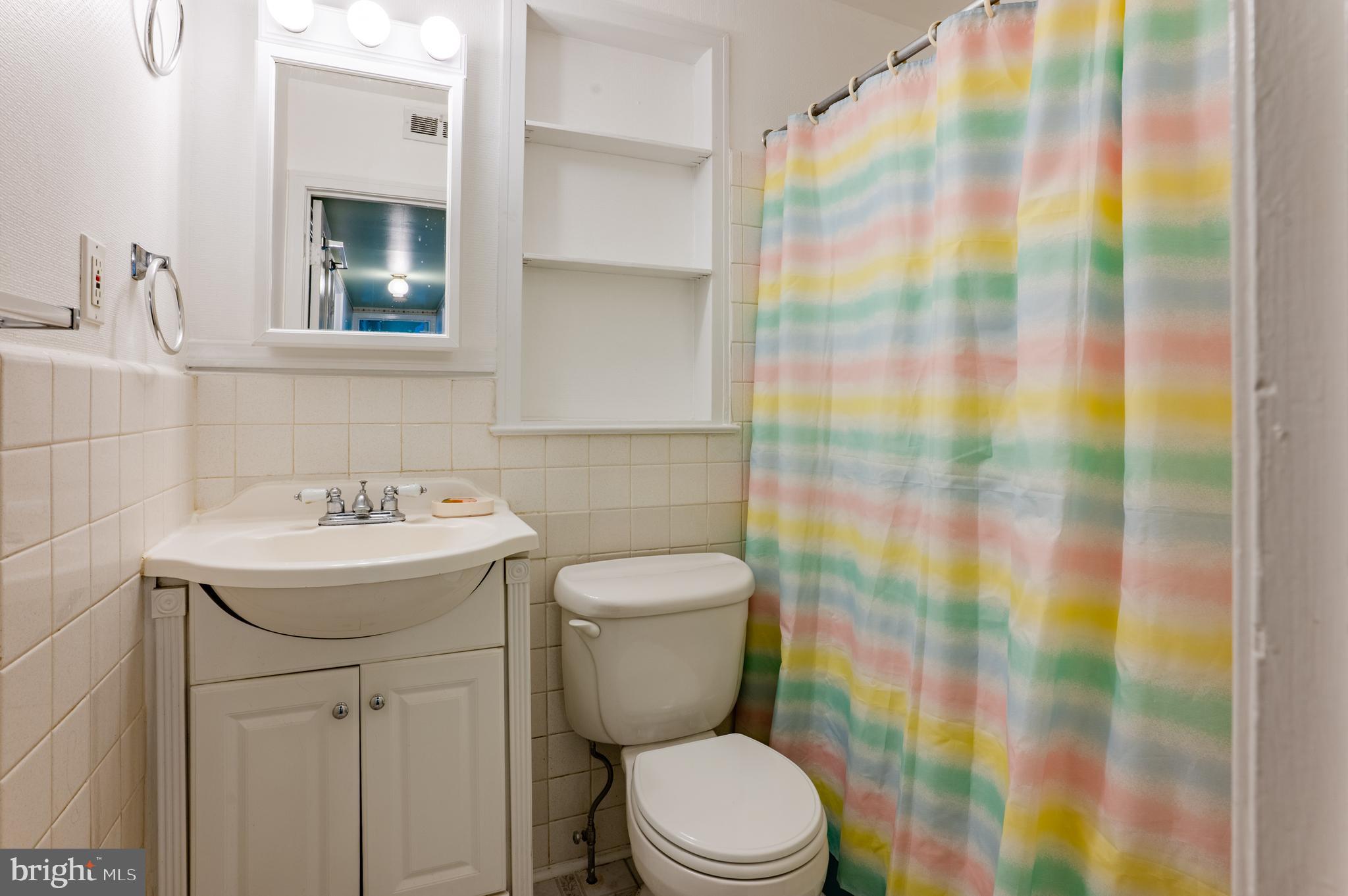 ROSLYN - Residential