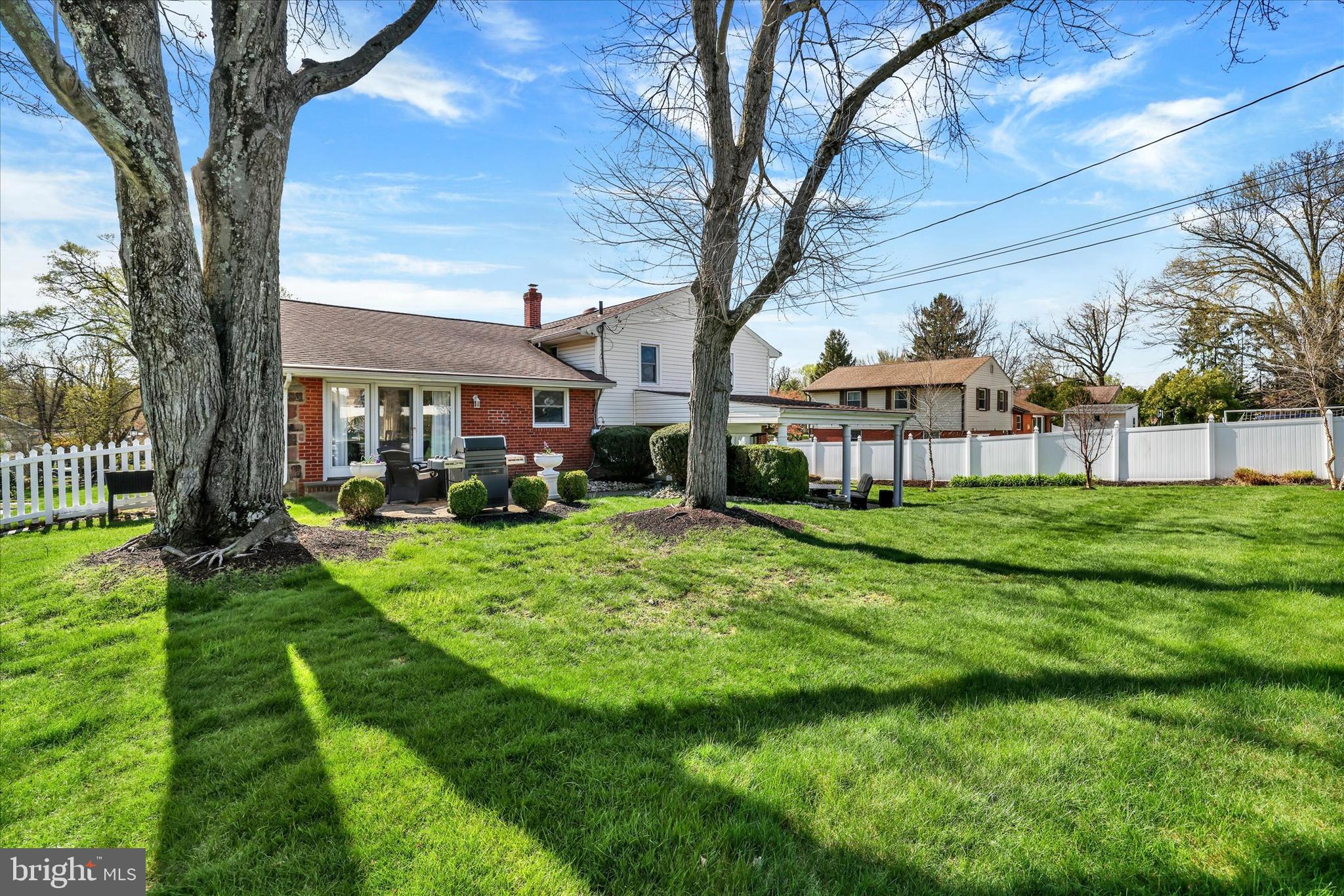 JUNE MEADOWS - Residential