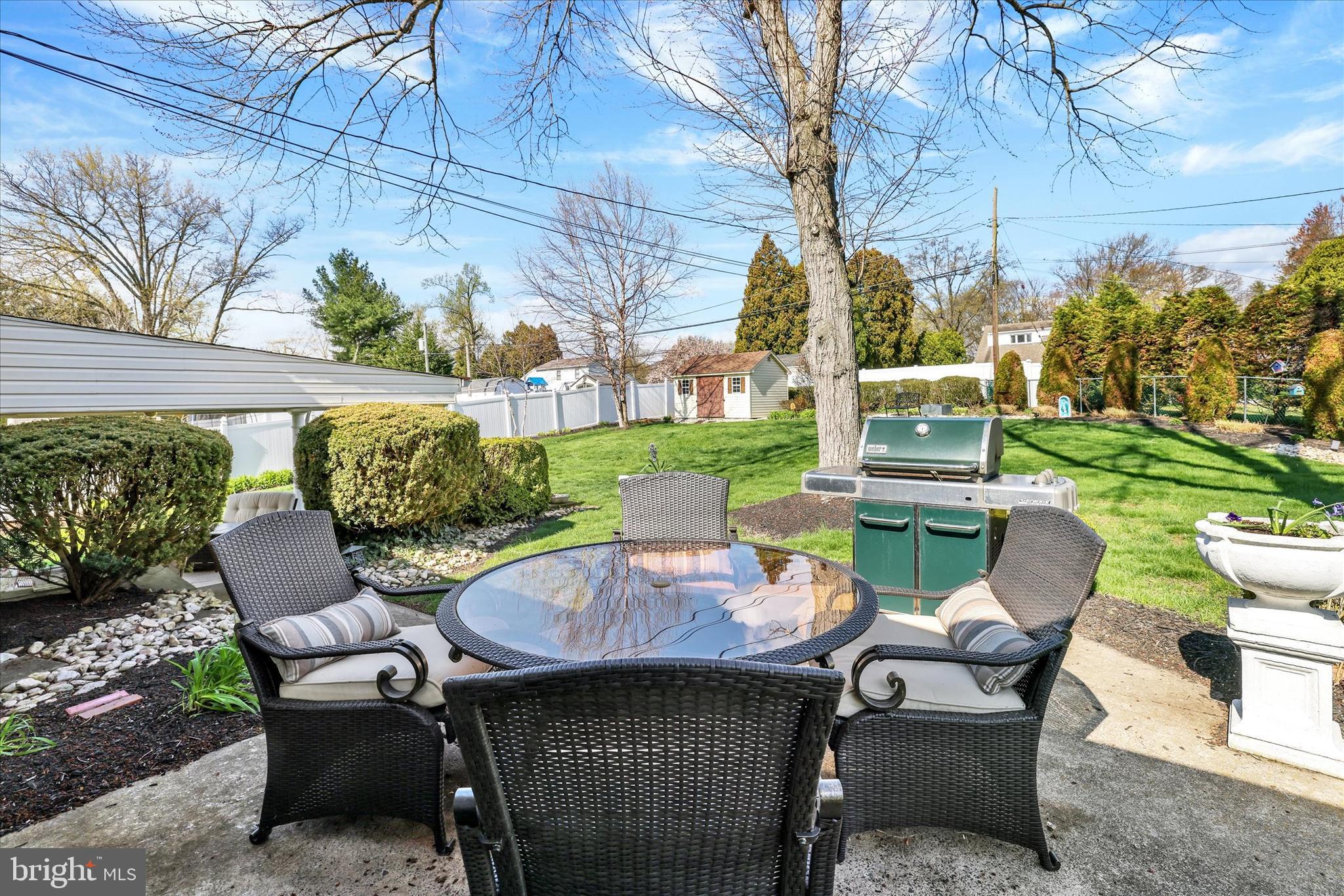 JUNE MEADOWS - Residential