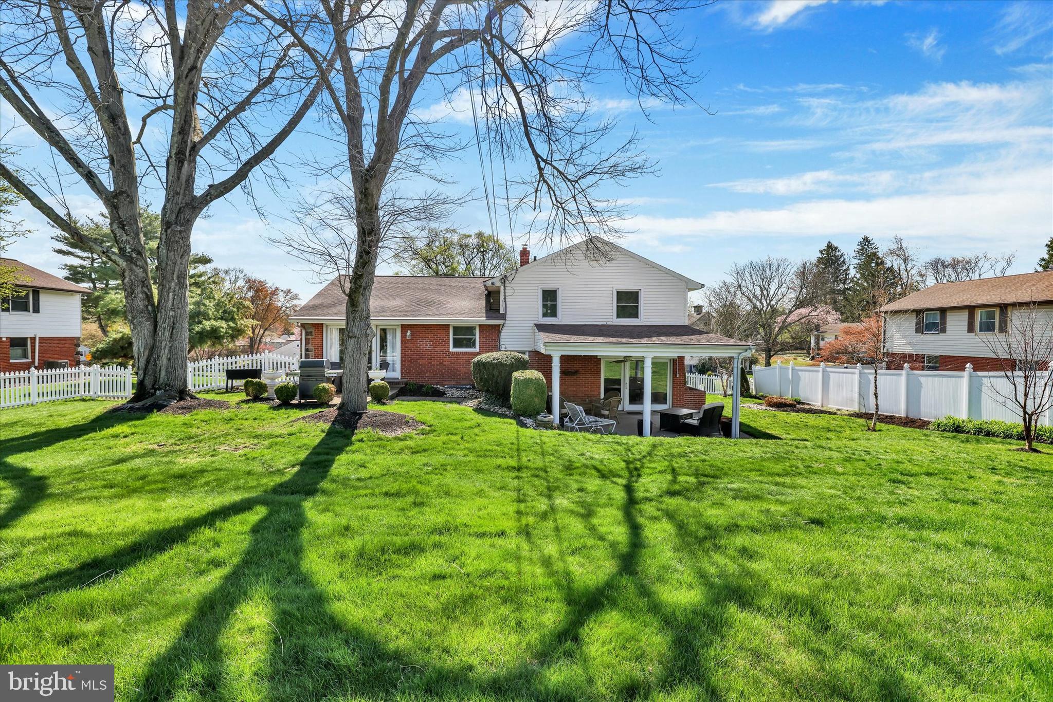 JUNE MEADOWS - Residential