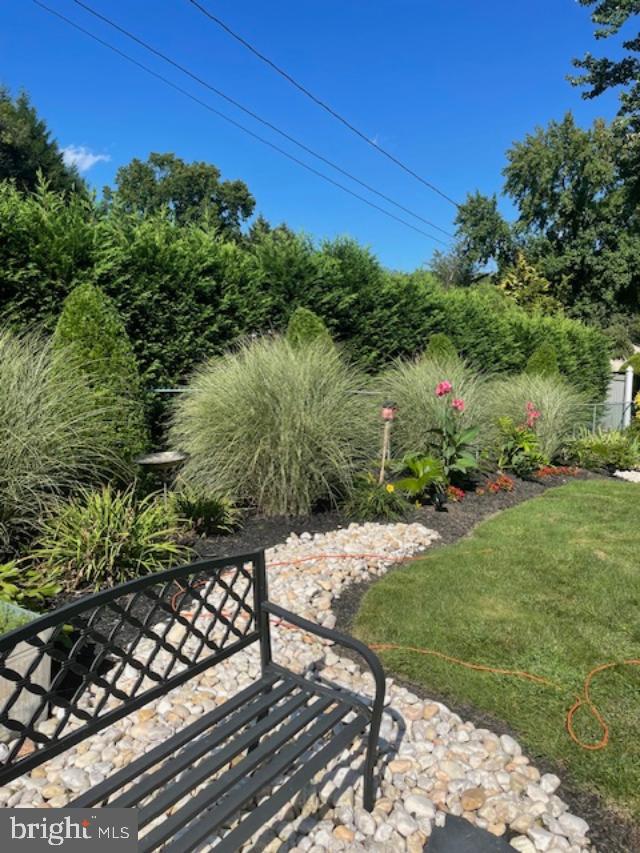 JUNE MEADOWS - Residential