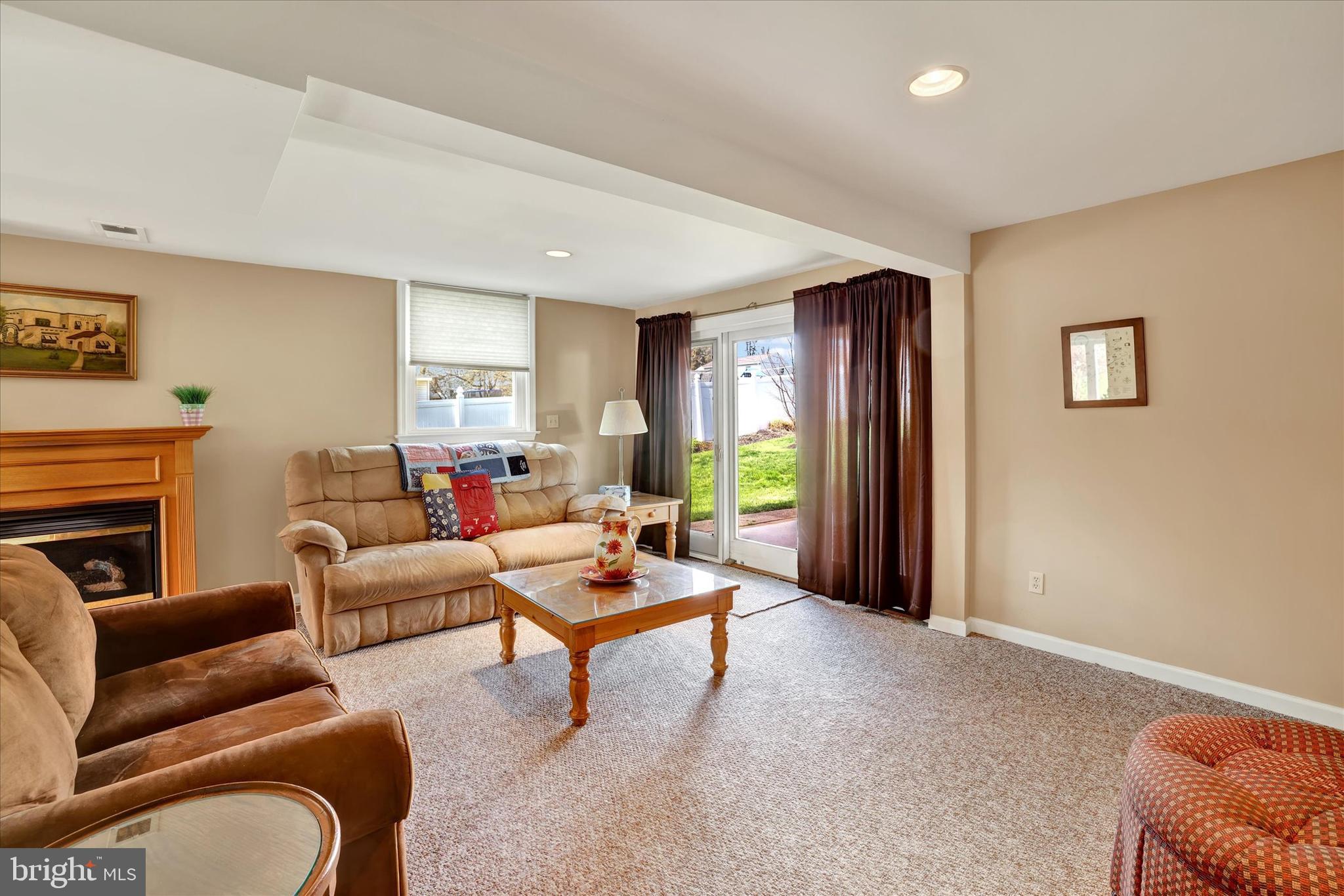 JUNE MEADOWS - Residential