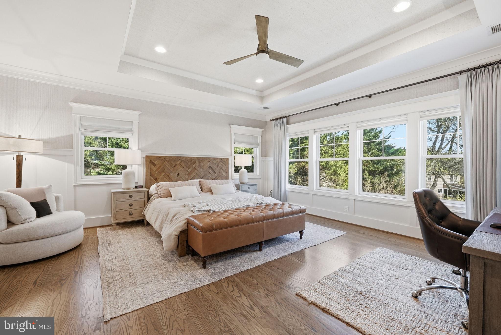 WEST END MANOR - Residential