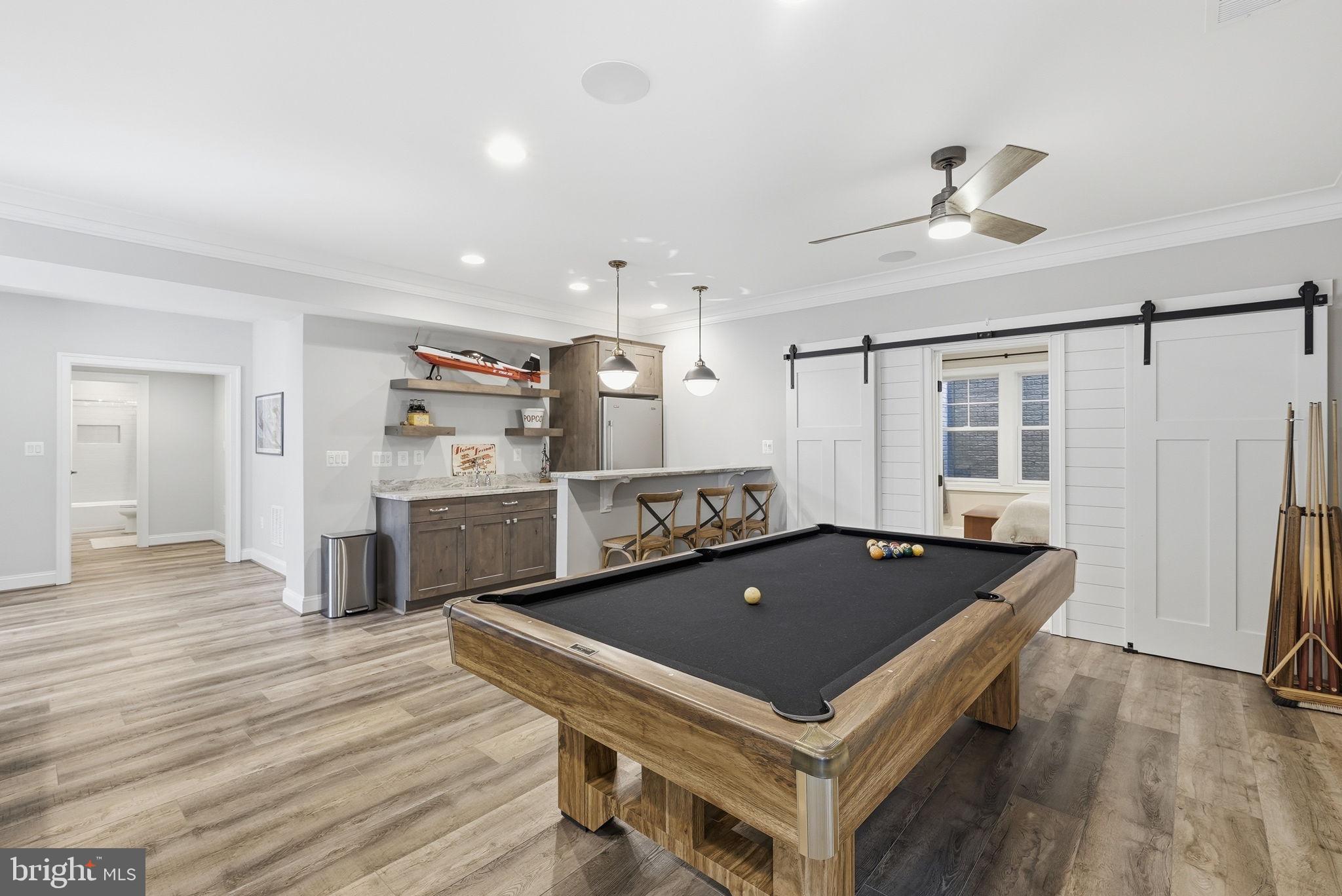 WEST END MANOR - Residential