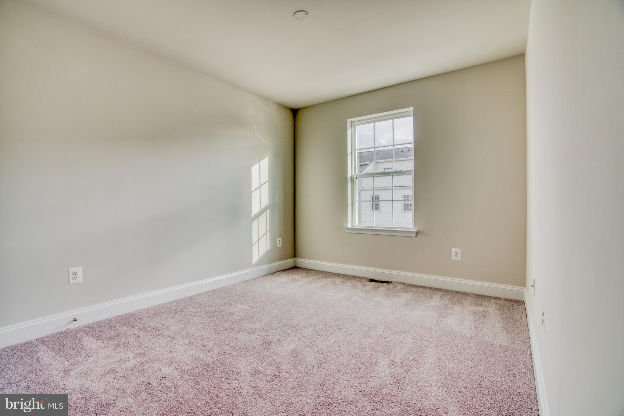 PERRY HALL - Residential