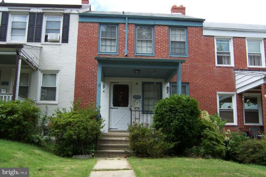 Solid 3 bedroom house with tons of potential.