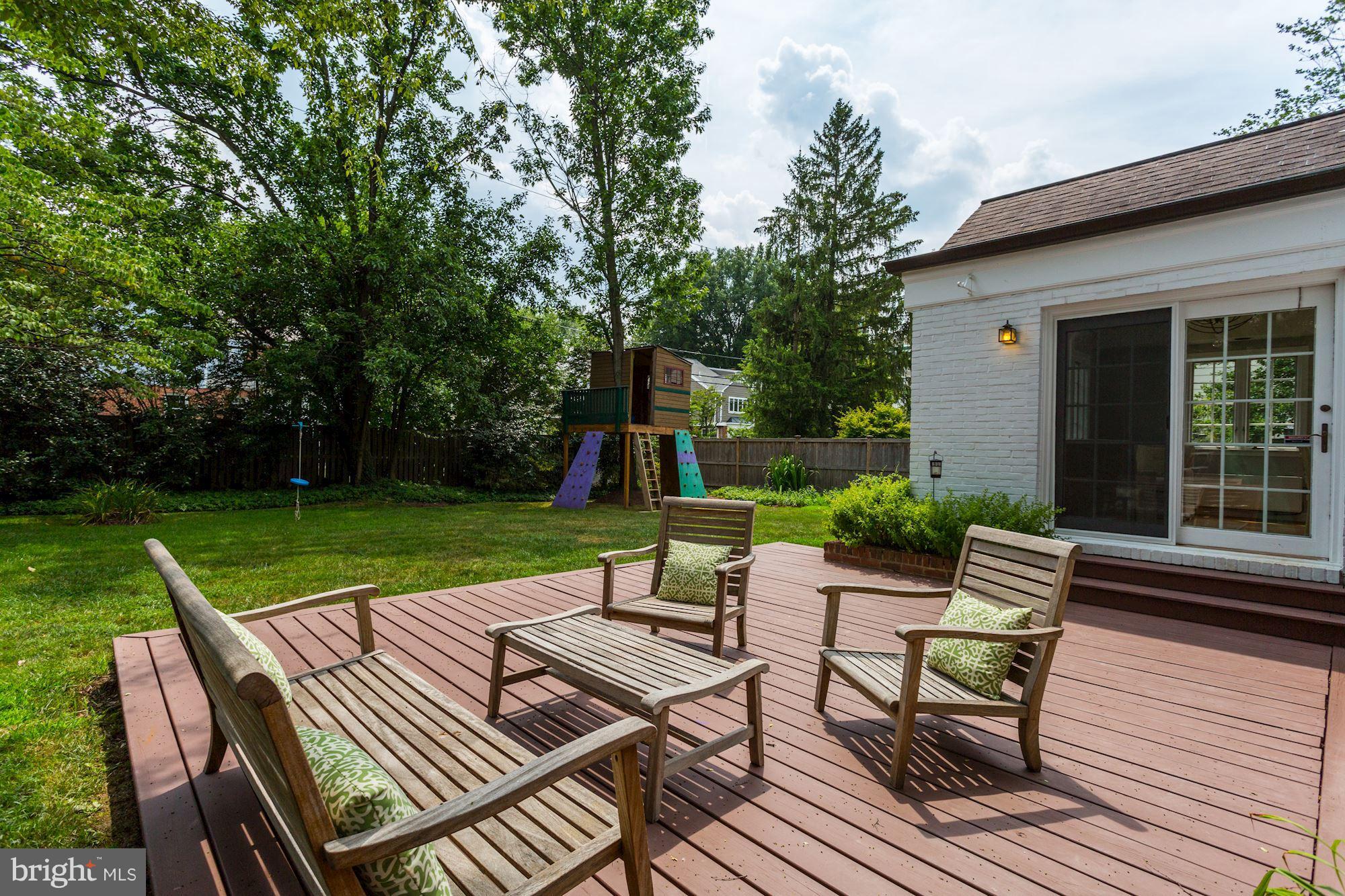 CHEVY CHASE - Residential