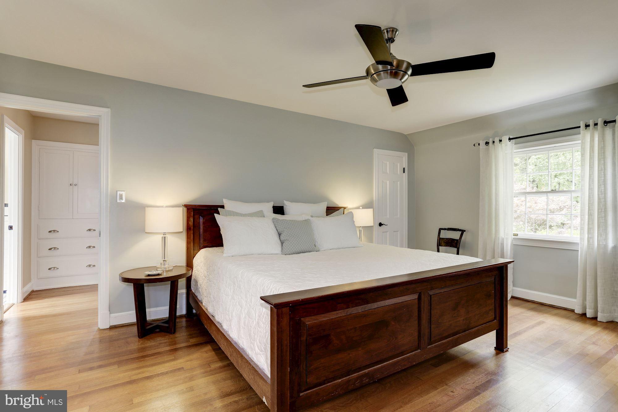 CHEVY CHASE - Residential