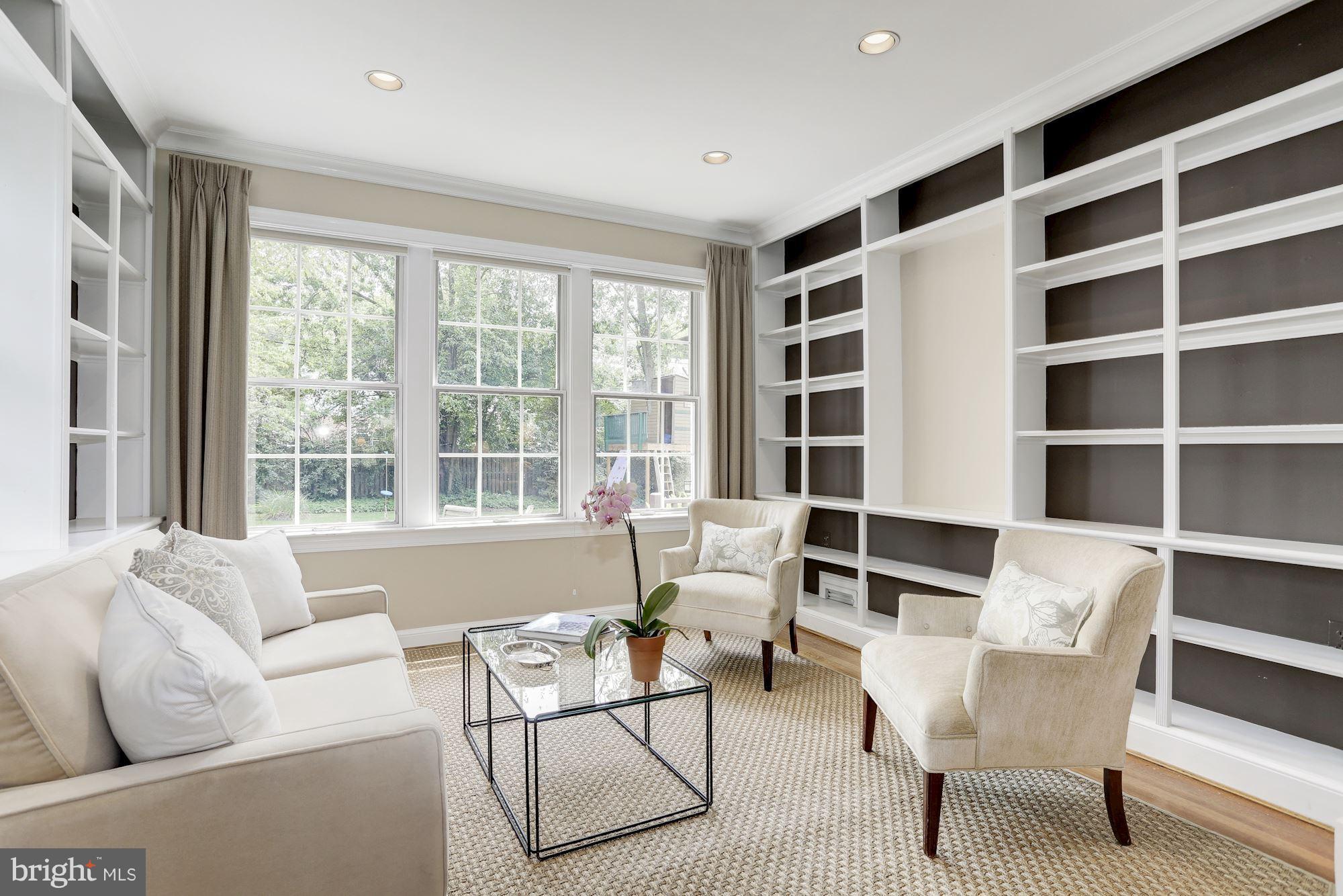 CHEVY CHASE - Residential