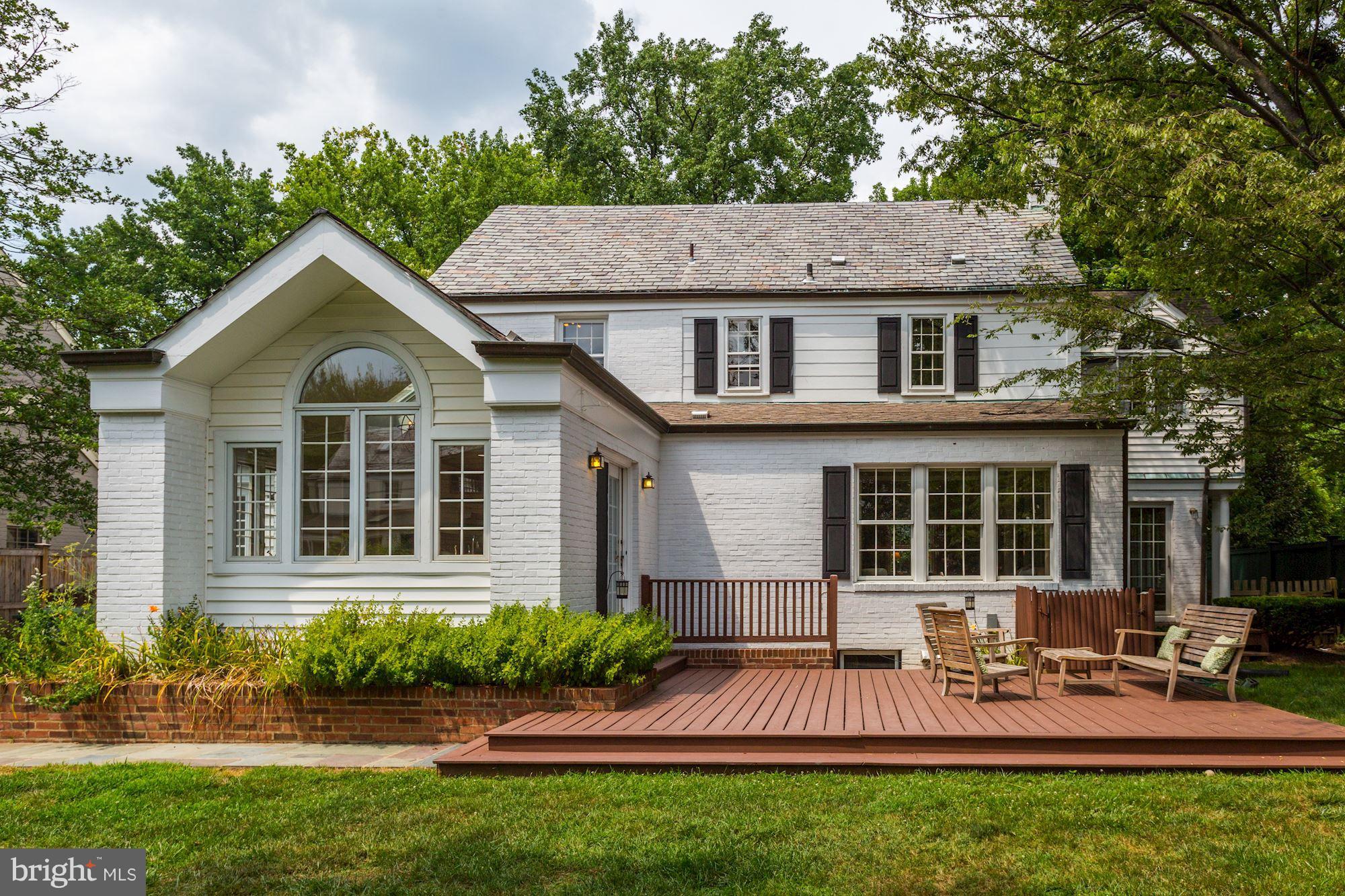 CHEVY CHASE - Residential