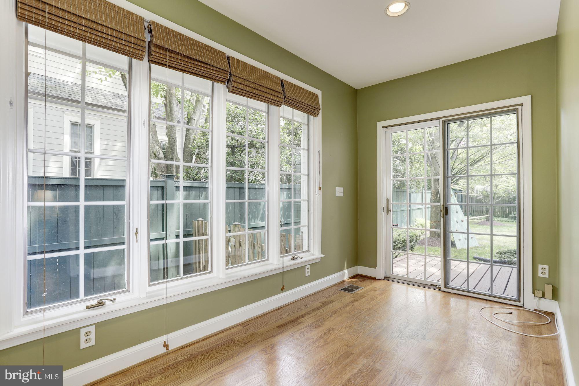 CHEVY CHASE - Residential