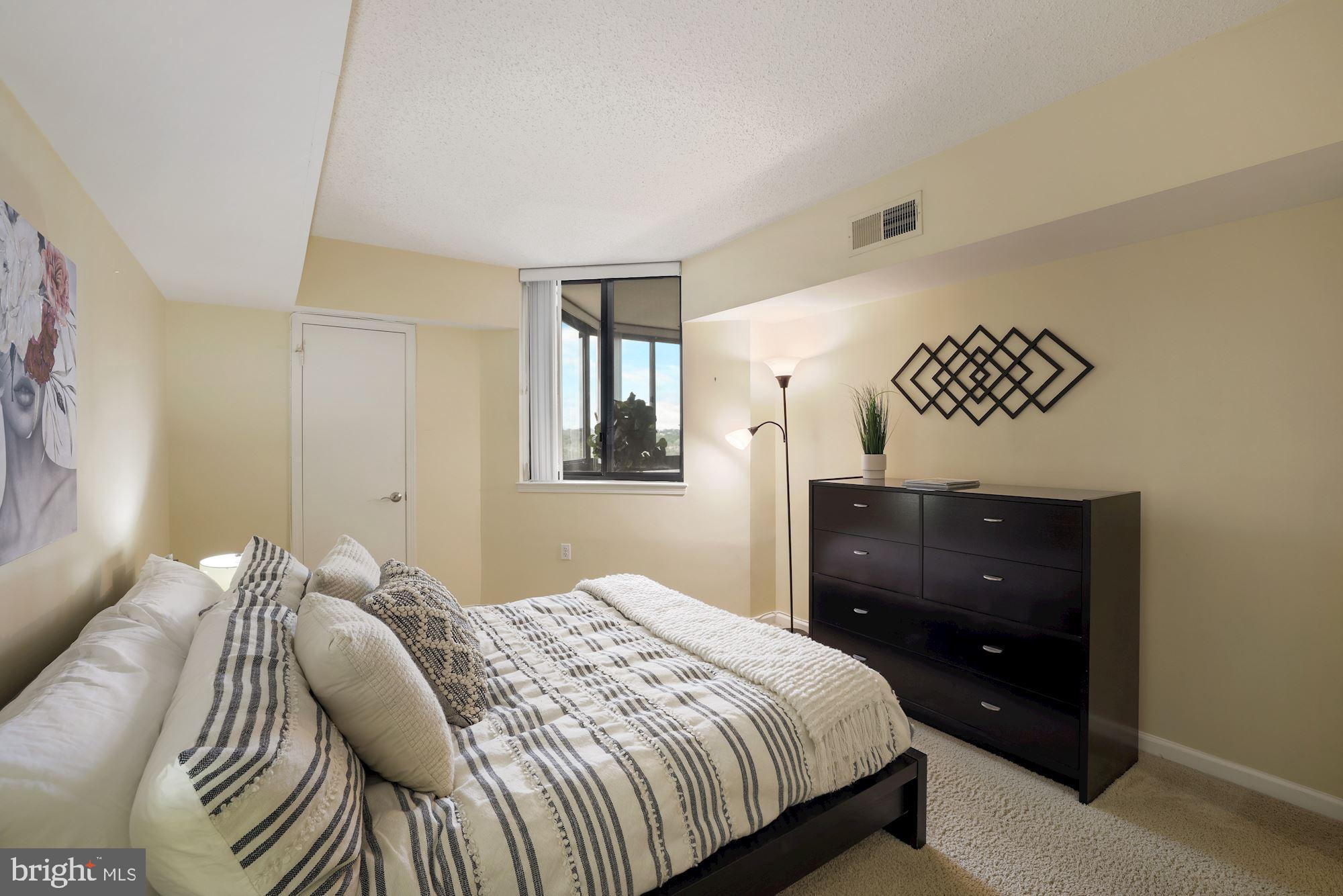 BALLSTON - Residential Lease