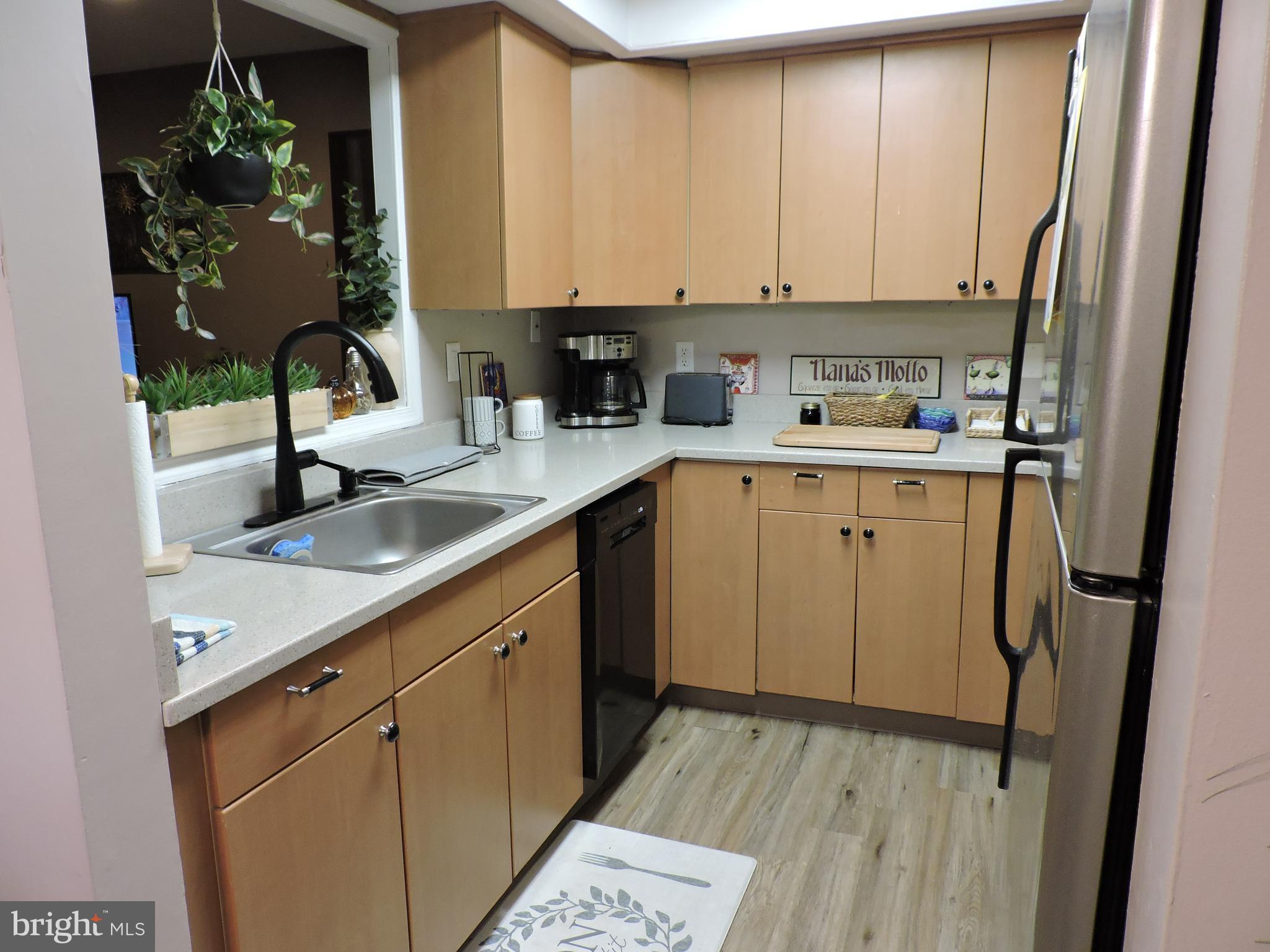 YARDLEY COMMONS - Residential Lease