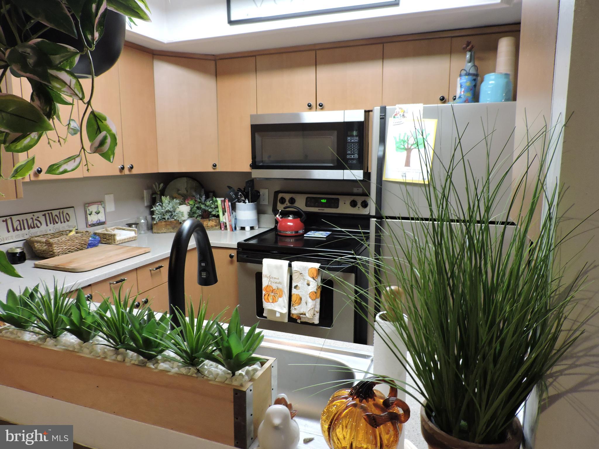 YARDLEY COMMONS - Residential Lease