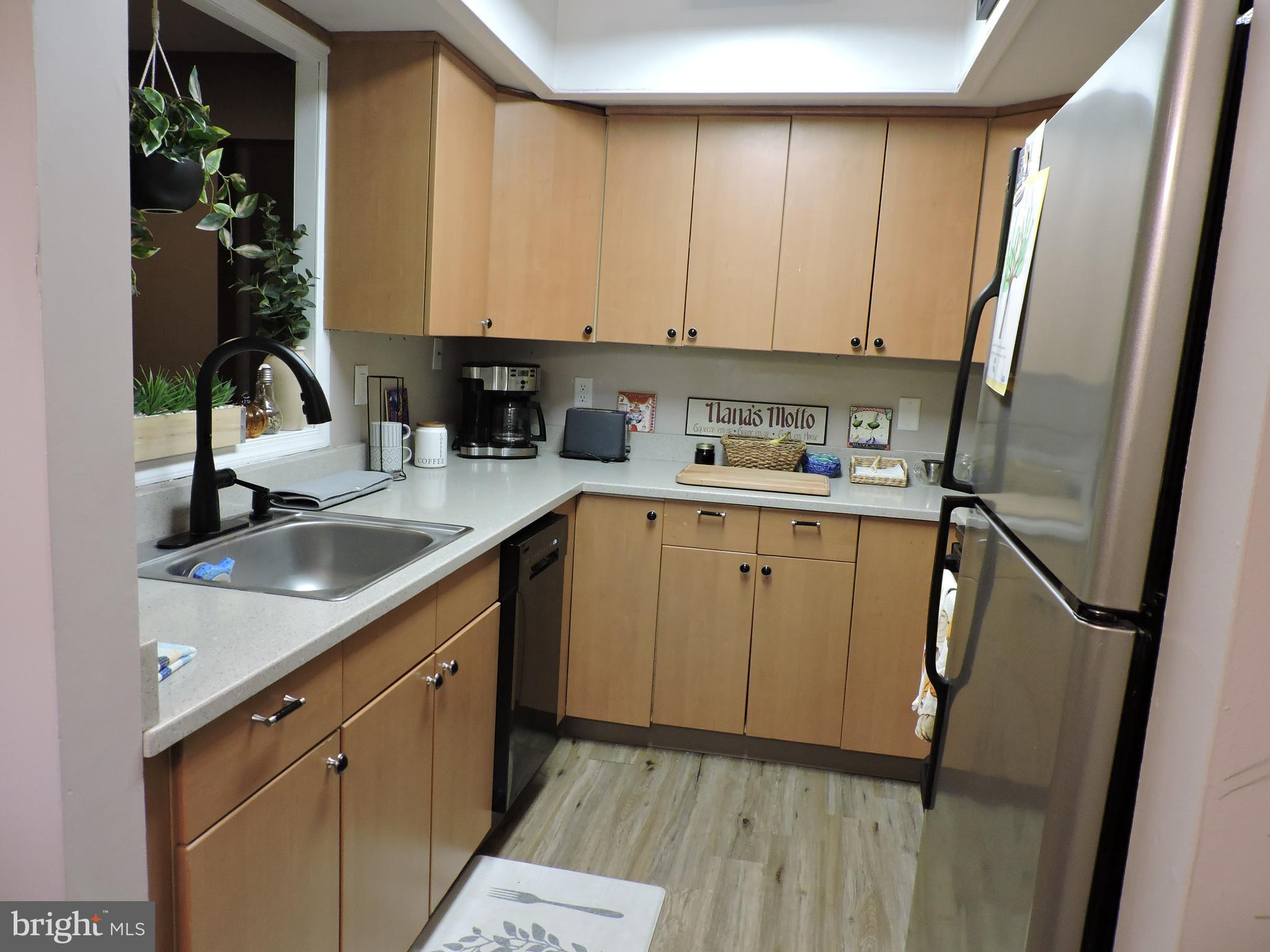 YARDLEY COMMONS - Residential Lease