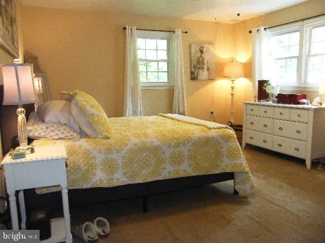 YARDLEY COMMONS - Residential Lease