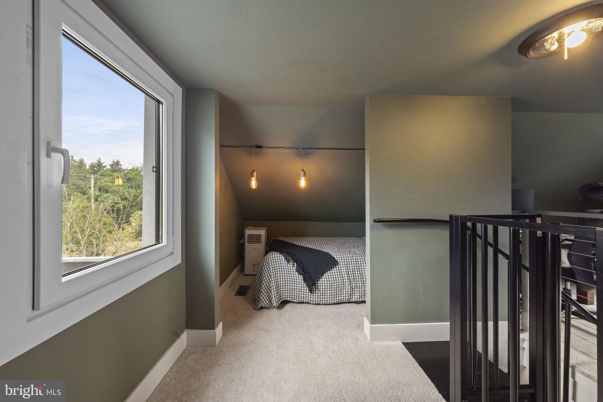 GLENSIDE - Residential