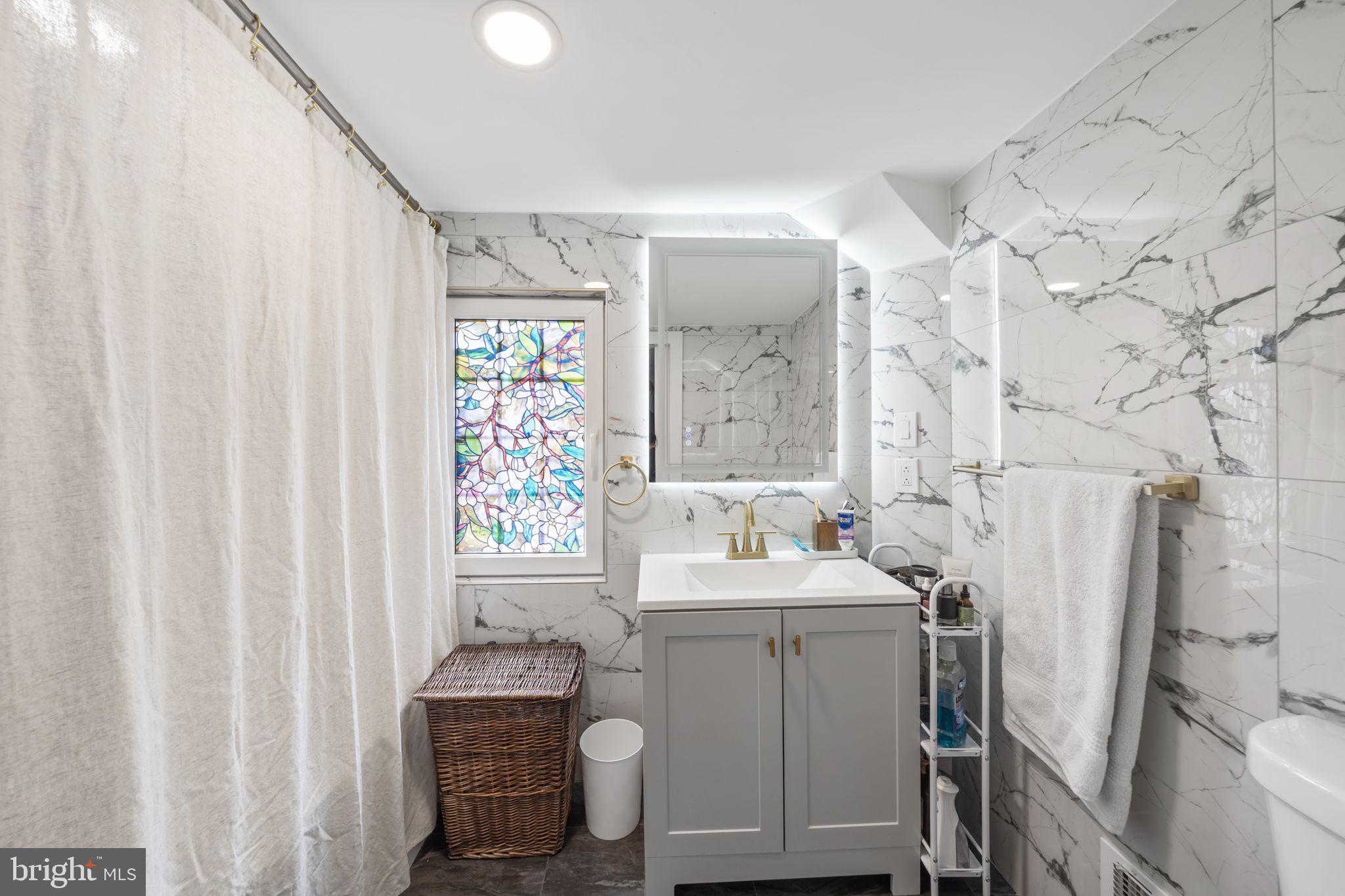 GLENSIDE - Residential