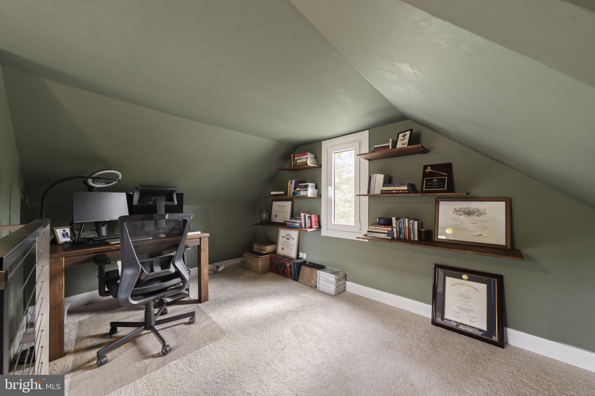 GLENSIDE - Residential