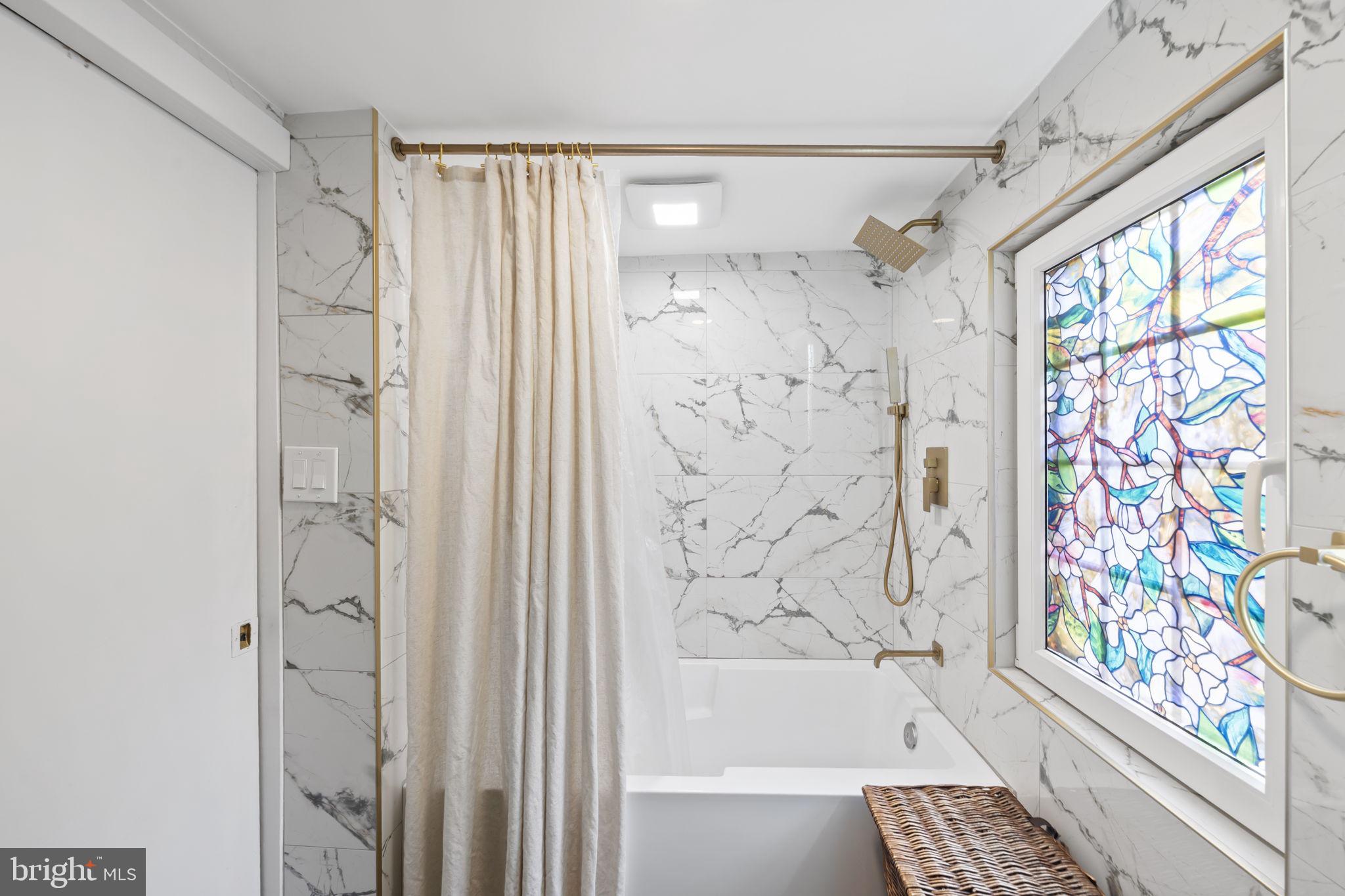 GLENSIDE - Residential