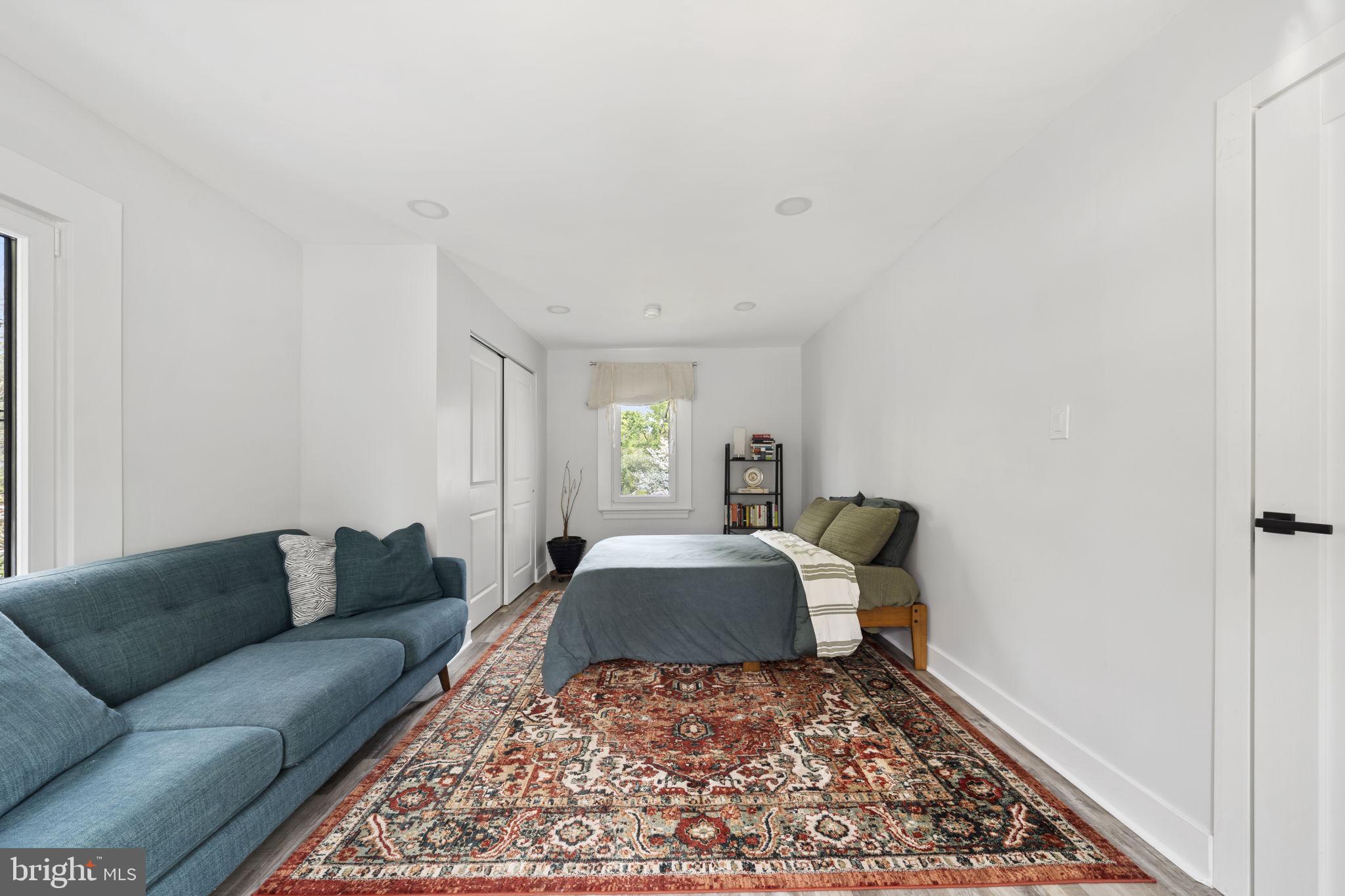 GLENSIDE - Residential