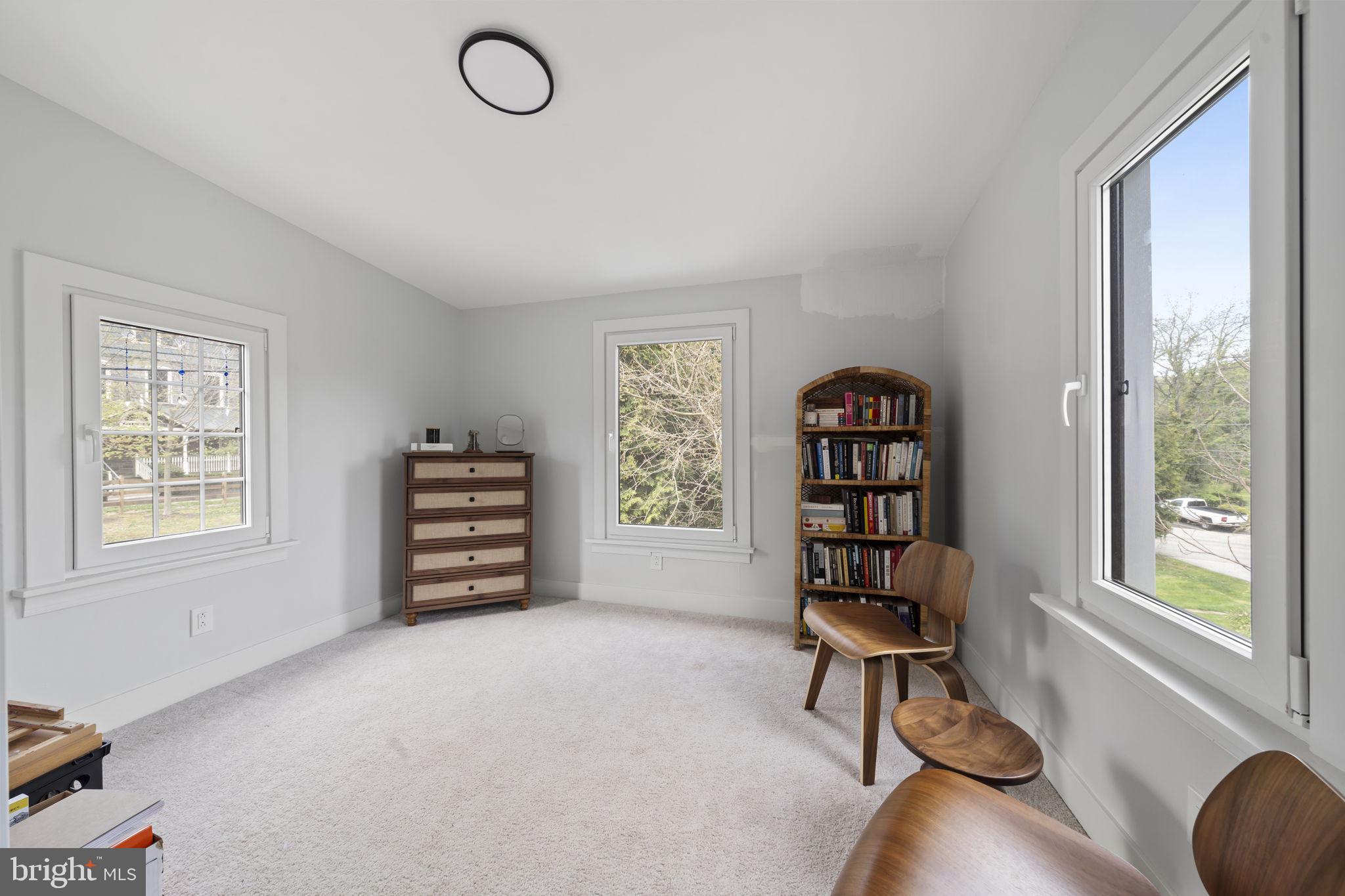 GLENSIDE - Residential