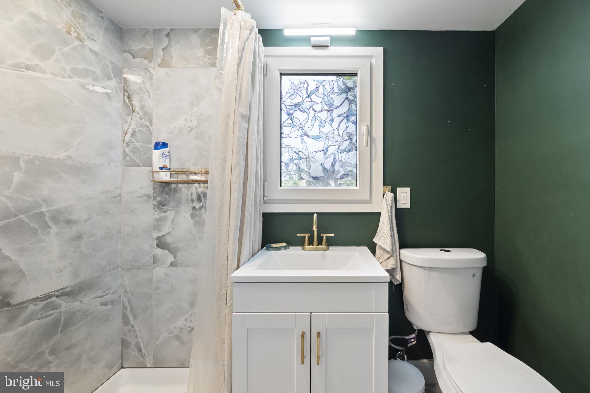 GLENSIDE - Residential