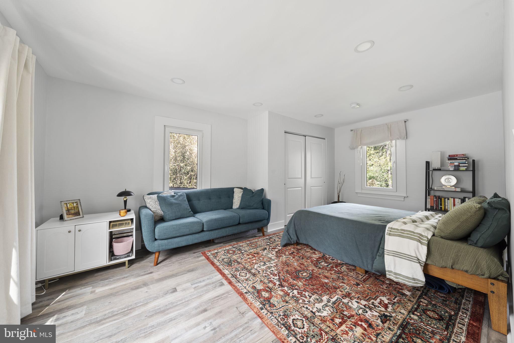 GLENSIDE - Residential