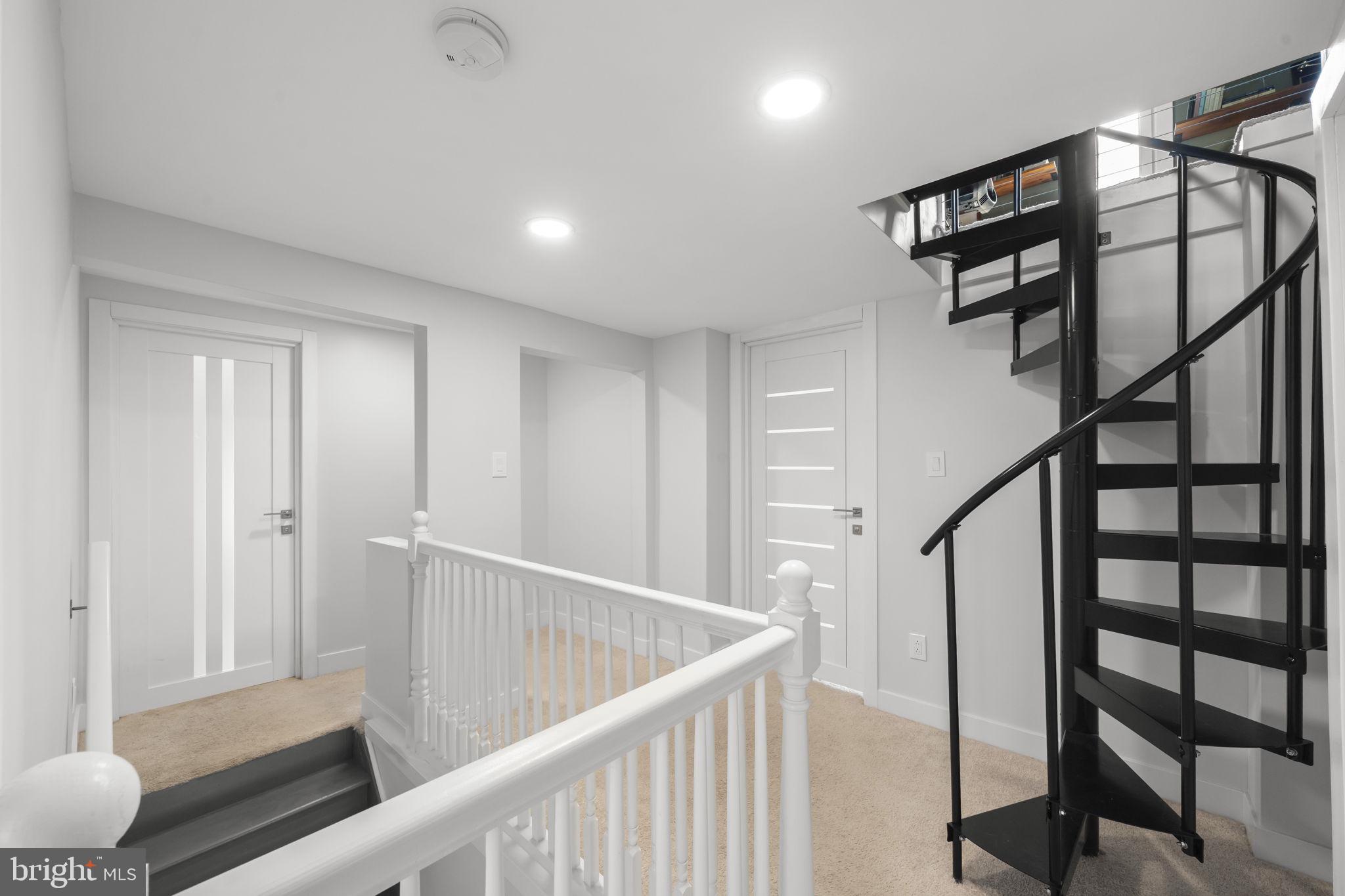 GLENSIDE - Residential