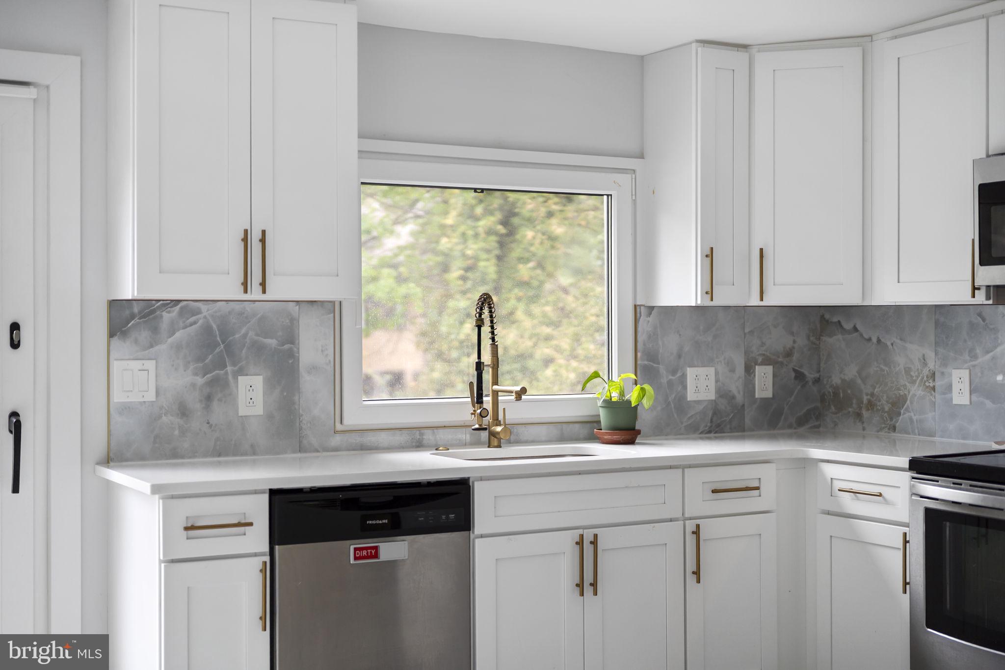 GLENSIDE - Residential