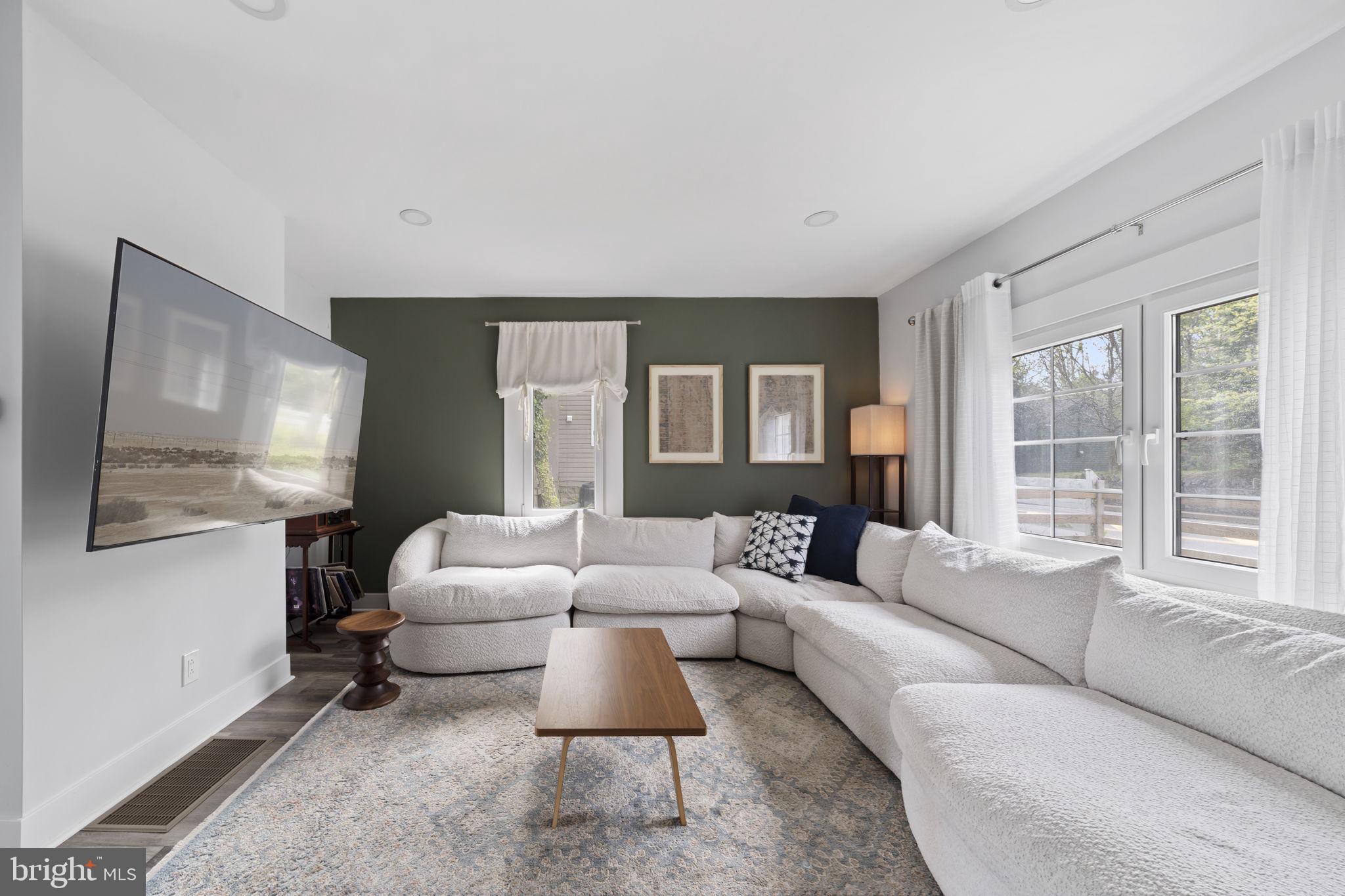 GLENSIDE - Residential