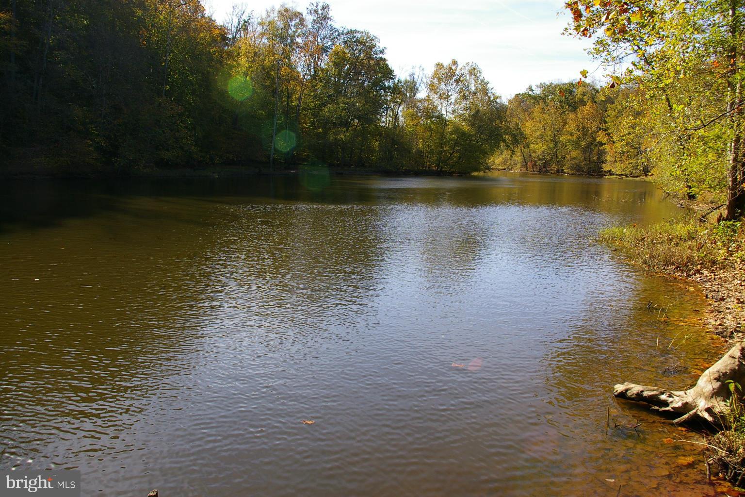 OCCOQUAN RIVER HILLS - Land