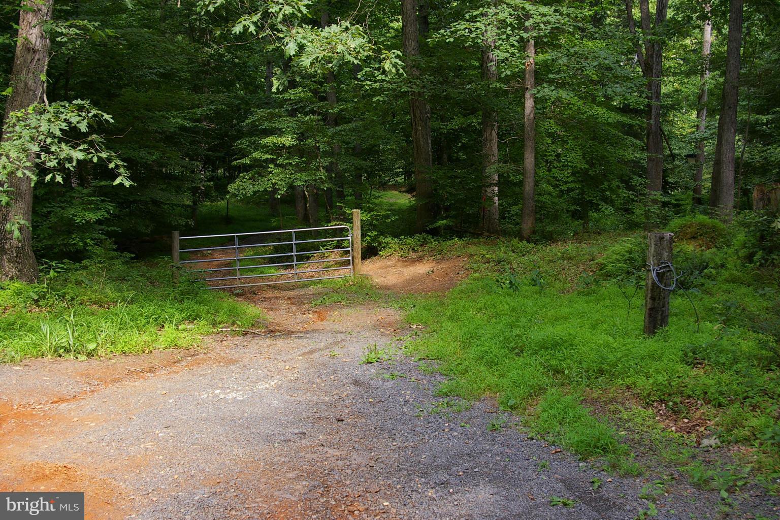 OCCOQUAN RIVER HILLS - Land