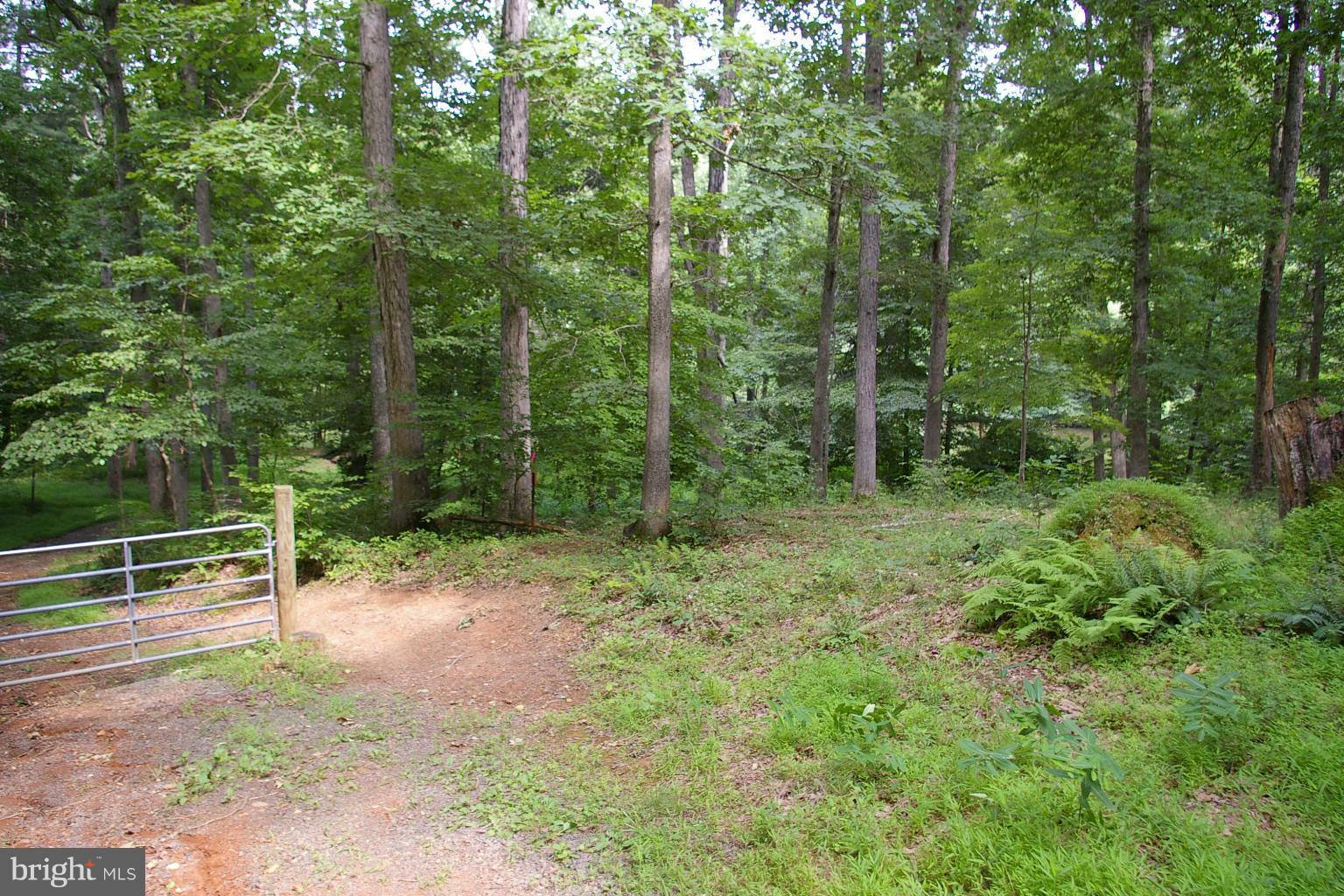 OCCOQUAN RIVER HILLS - Land