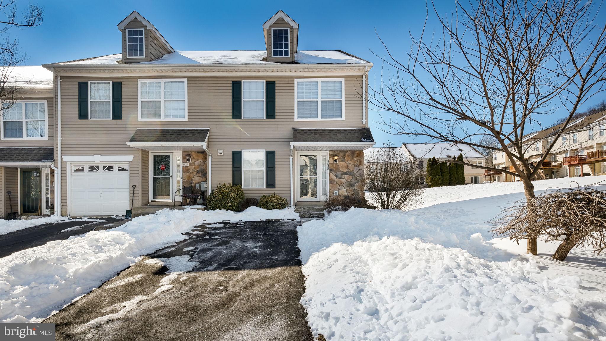 PATRIOTS RIDGE - Residential