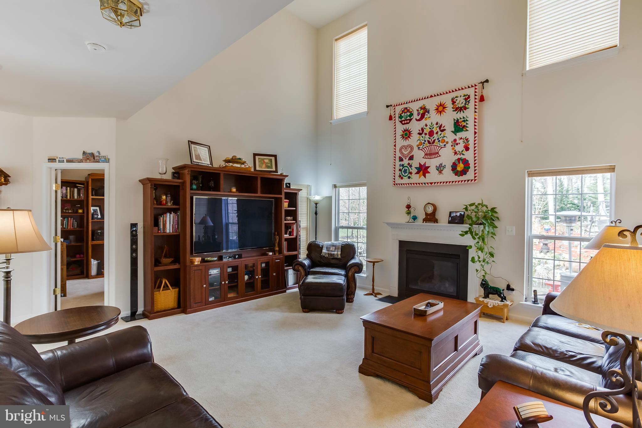 ARTILLERY RIDGE - Residential