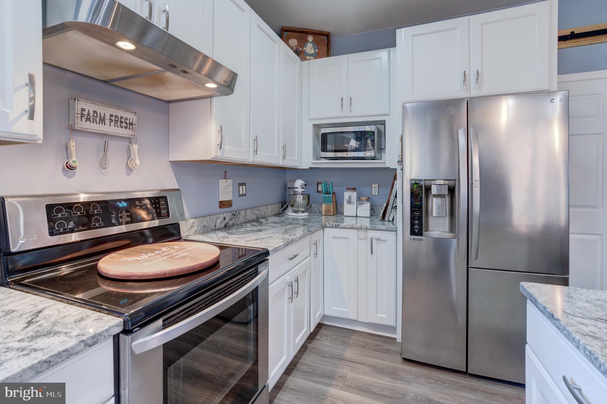 TALL PINES - Residential